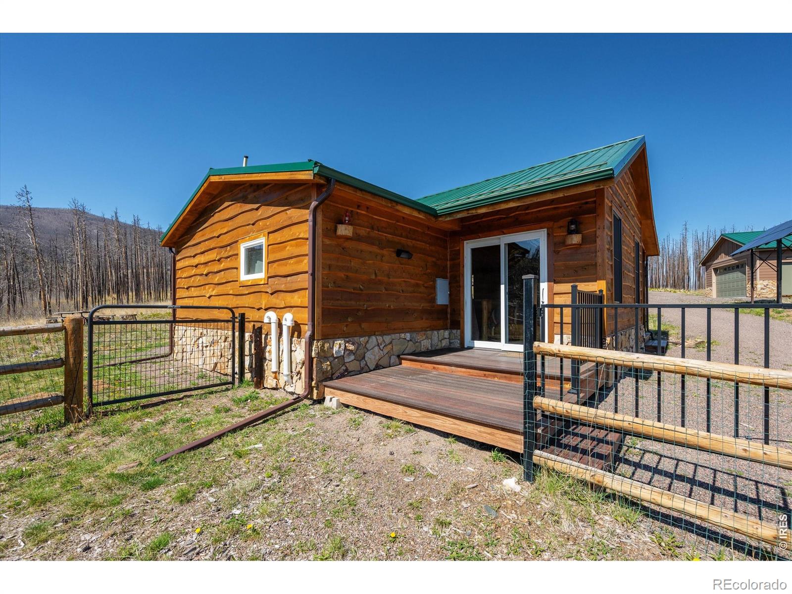 MLS Image #15 for 777  powder horn trail,bellvue, Colorado