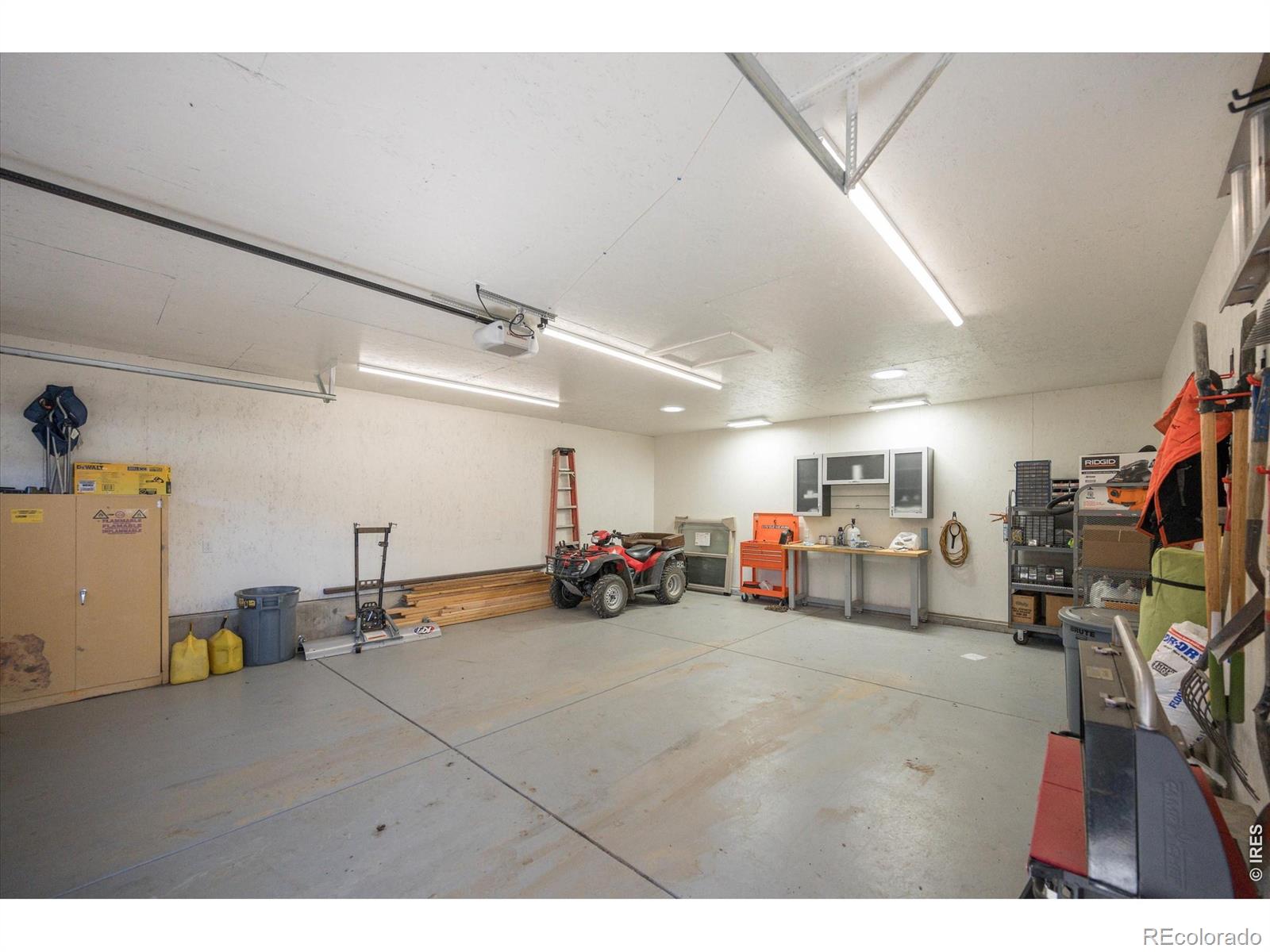 MLS Image #18 for 777  powder horn trail,bellvue, Colorado