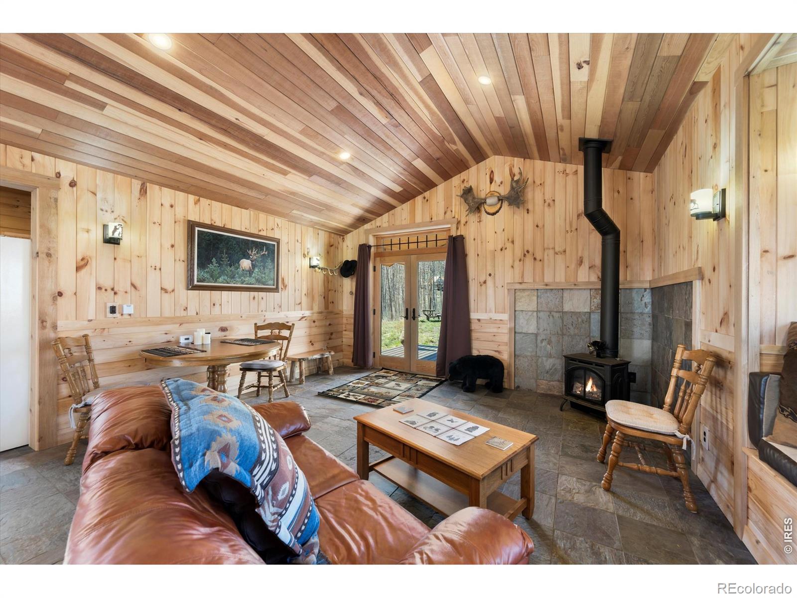 MLS Image #6 for 777  powder horn trail,bellvue, Colorado