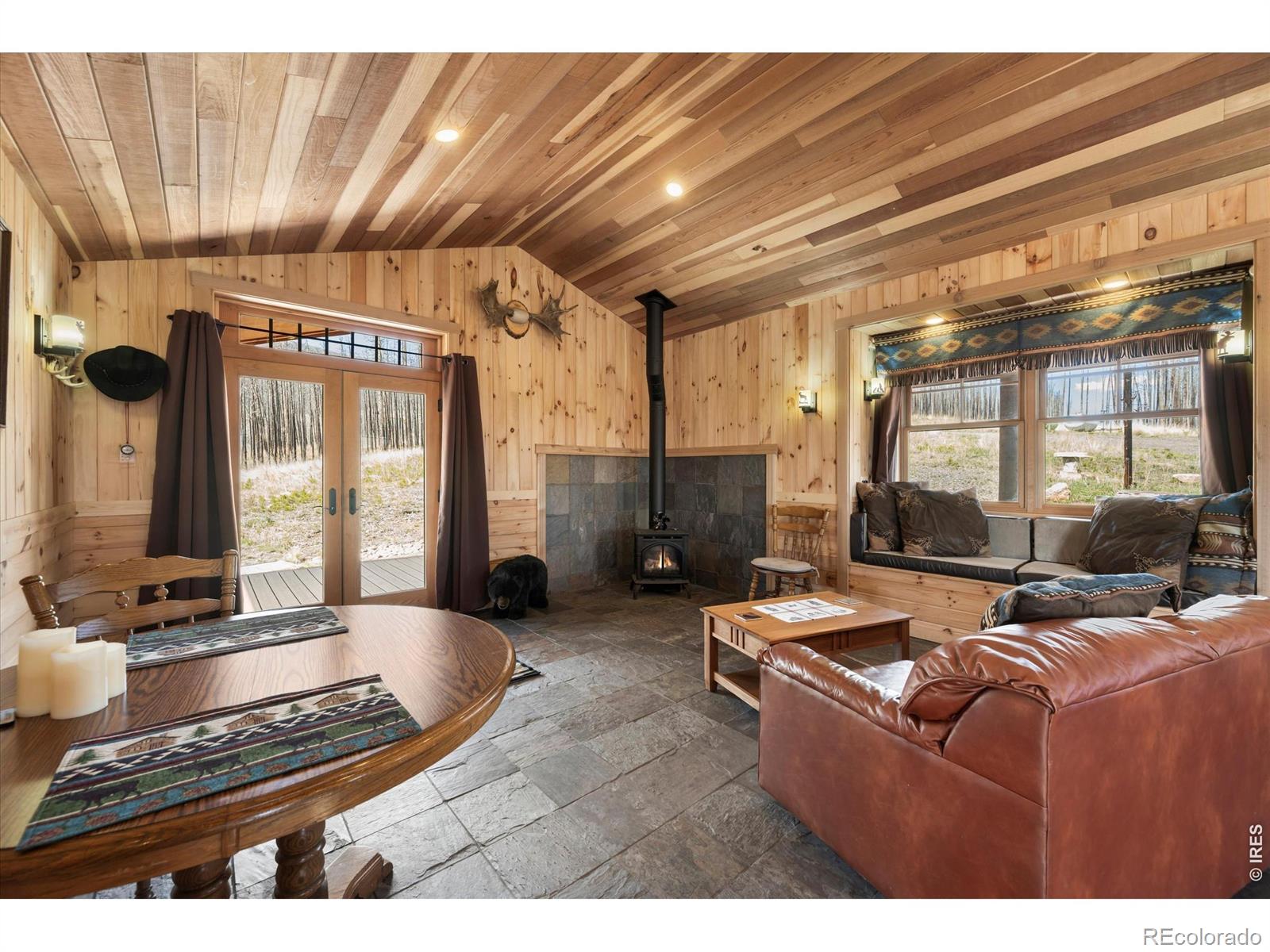 MLS Image #7 for 777  powder horn trail,bellvue, Colorado