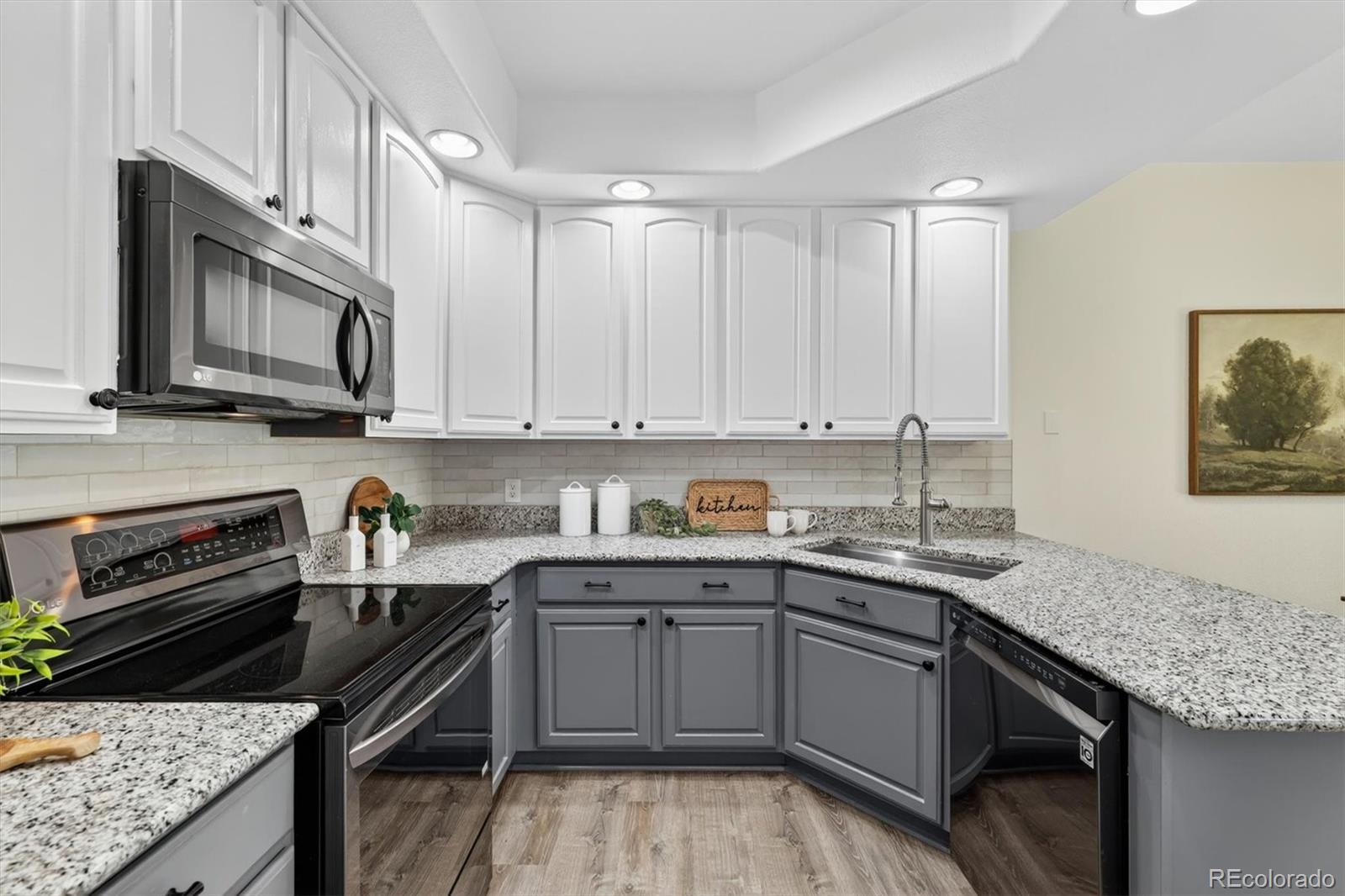 MLS Image #10 for 12713 w bowles place,littleton, Colorado