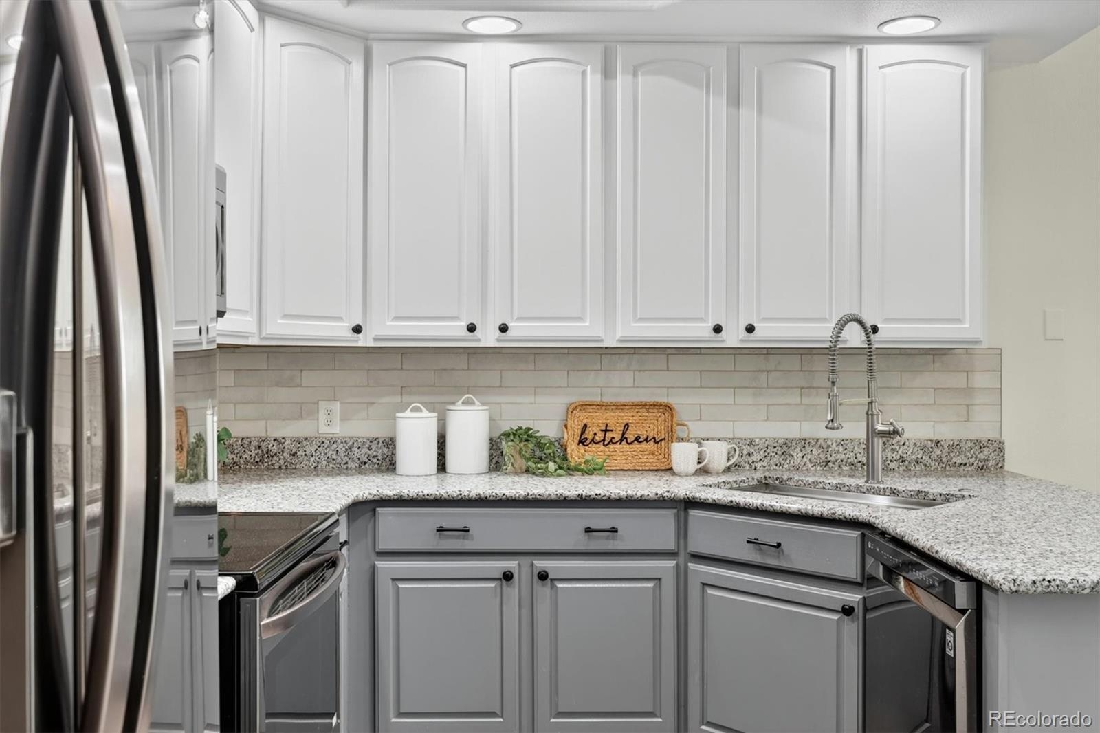 MLS Image #9 for 12713 w bowles place,littleton, Colorado
