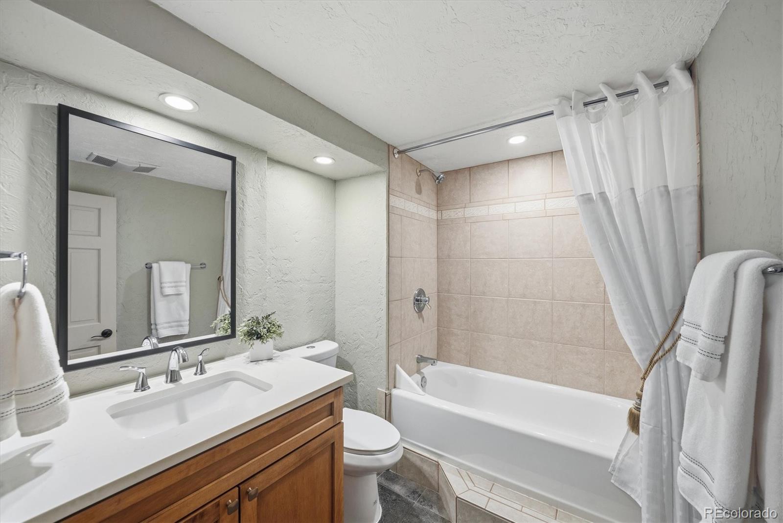 MLS Image #48 for 6195  apache drive,larkspur, Colorado