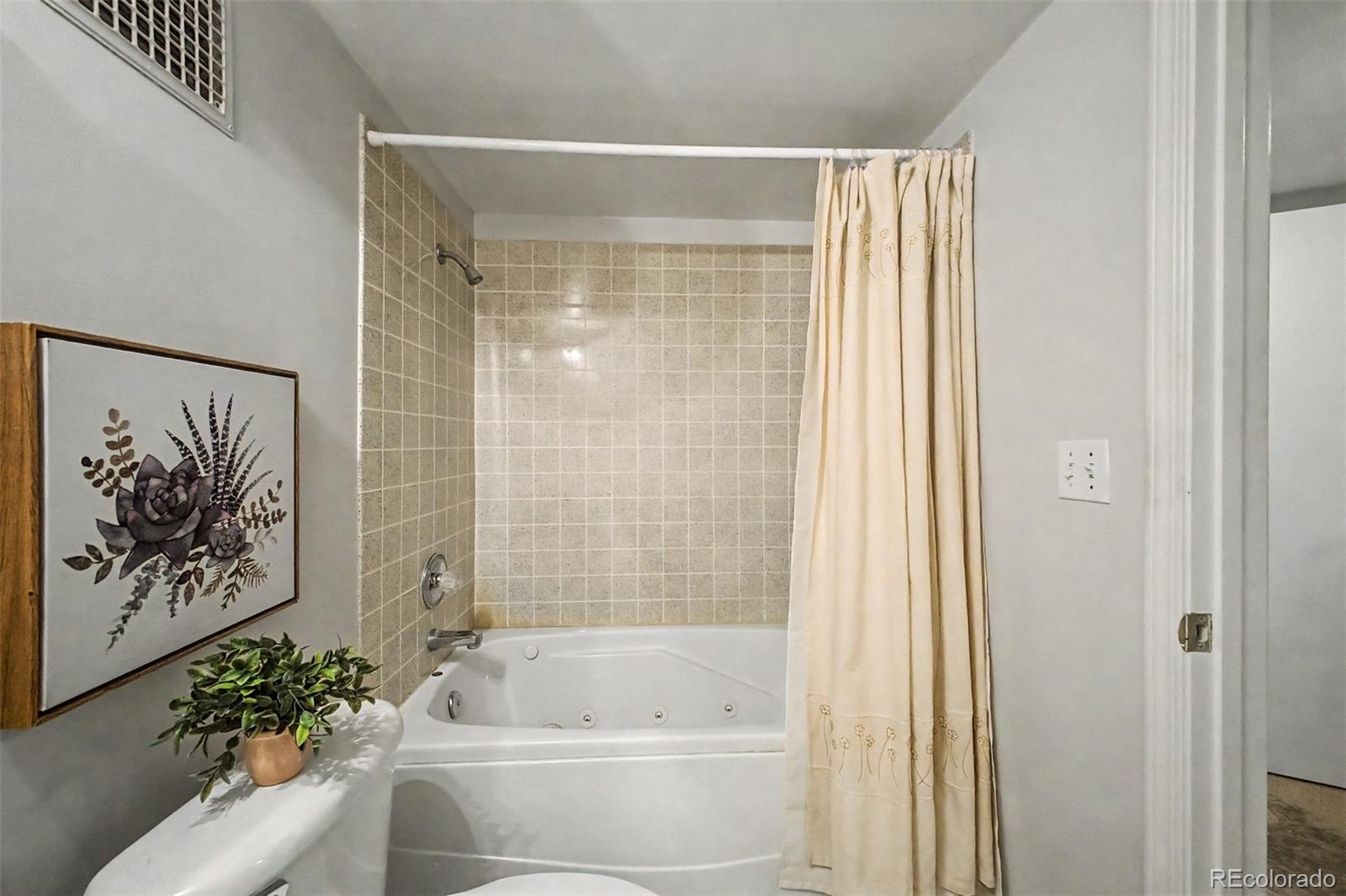 MLS Image #40 for 850  adams street,denver, Colorado