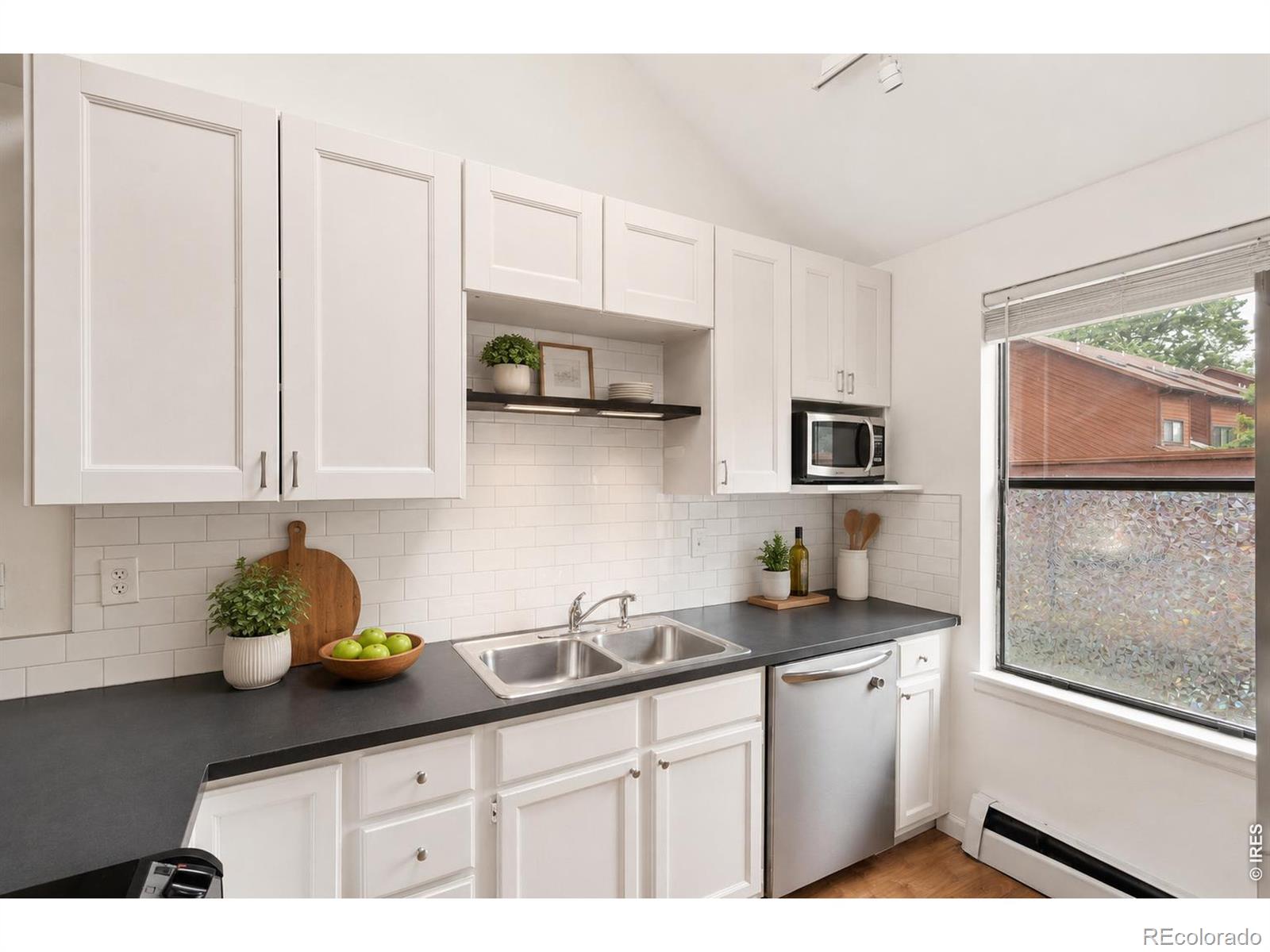 MLS Image #5 for 3135  bell drive,boulder, Colorado