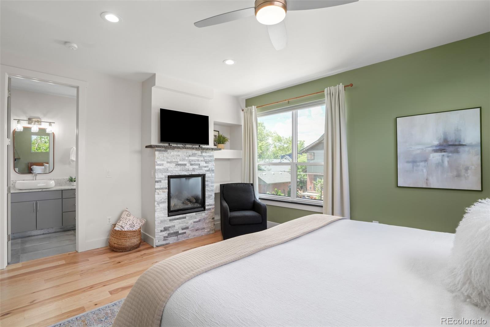 MLS Image #14 for 3297  tennyson street,denver, Colorado