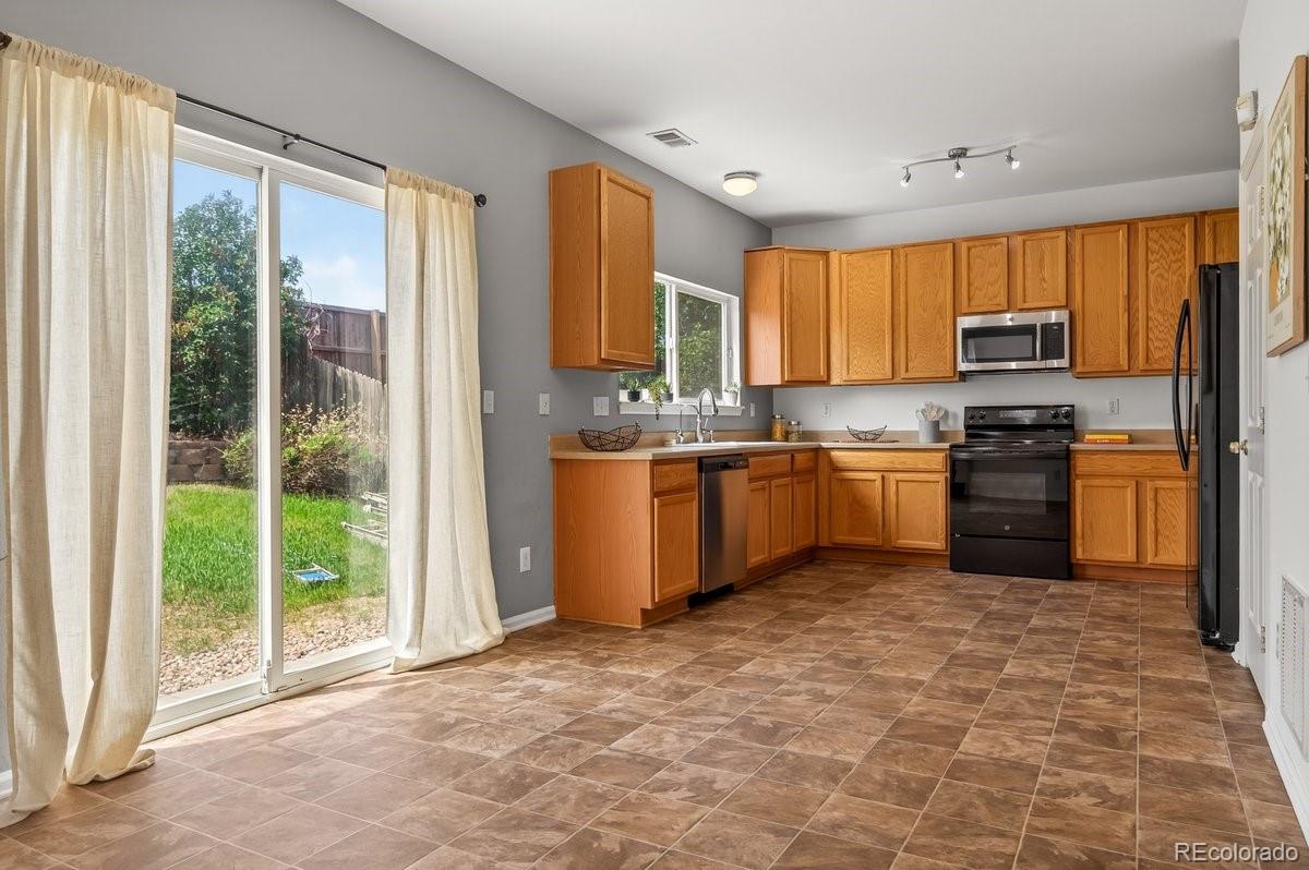 MLS Image #8 for 13980 e 104th drive,commerce city, Colorado
