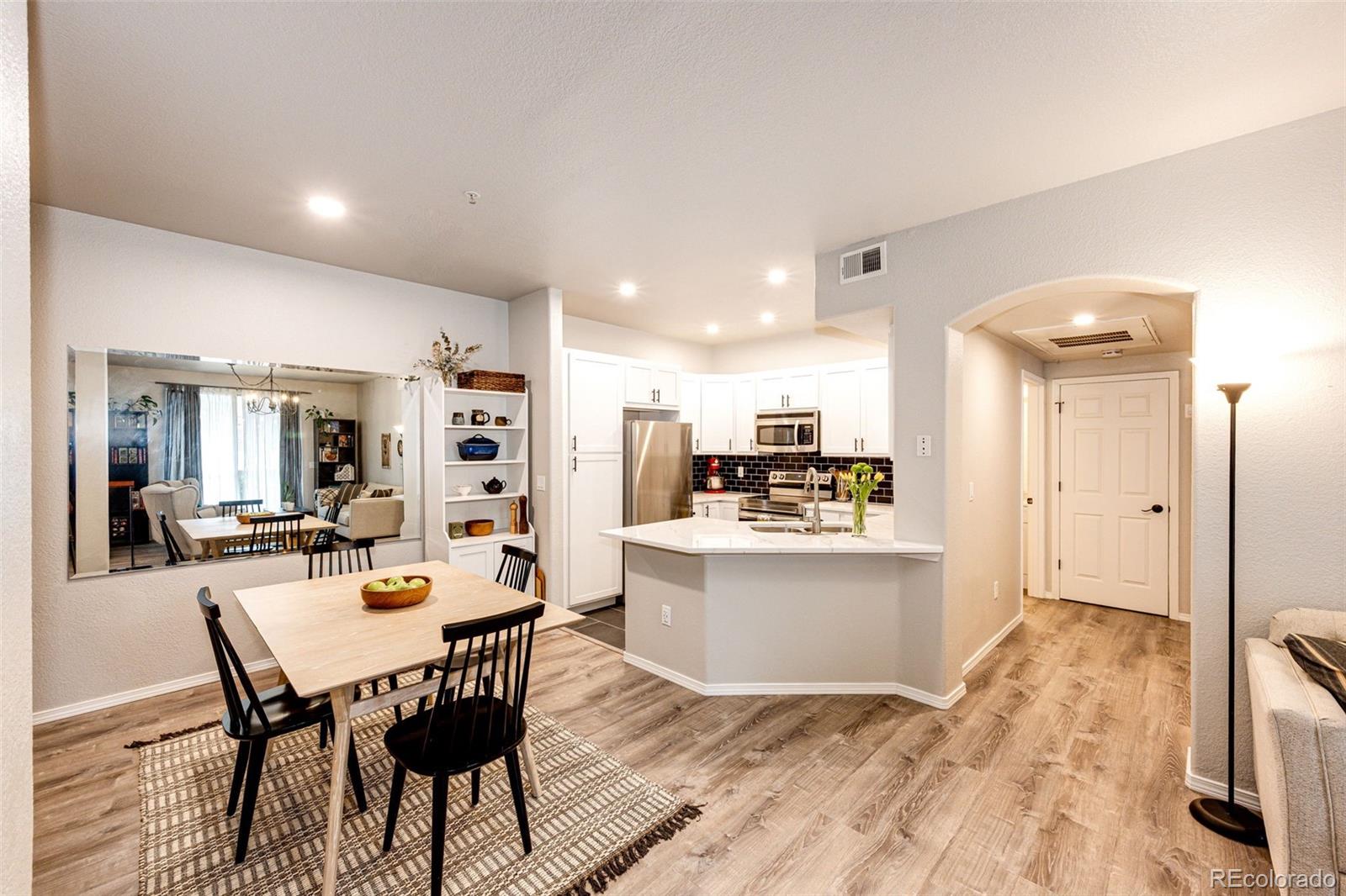 MLS Image #3 for 1631 w canal circle,littleton, Colorado