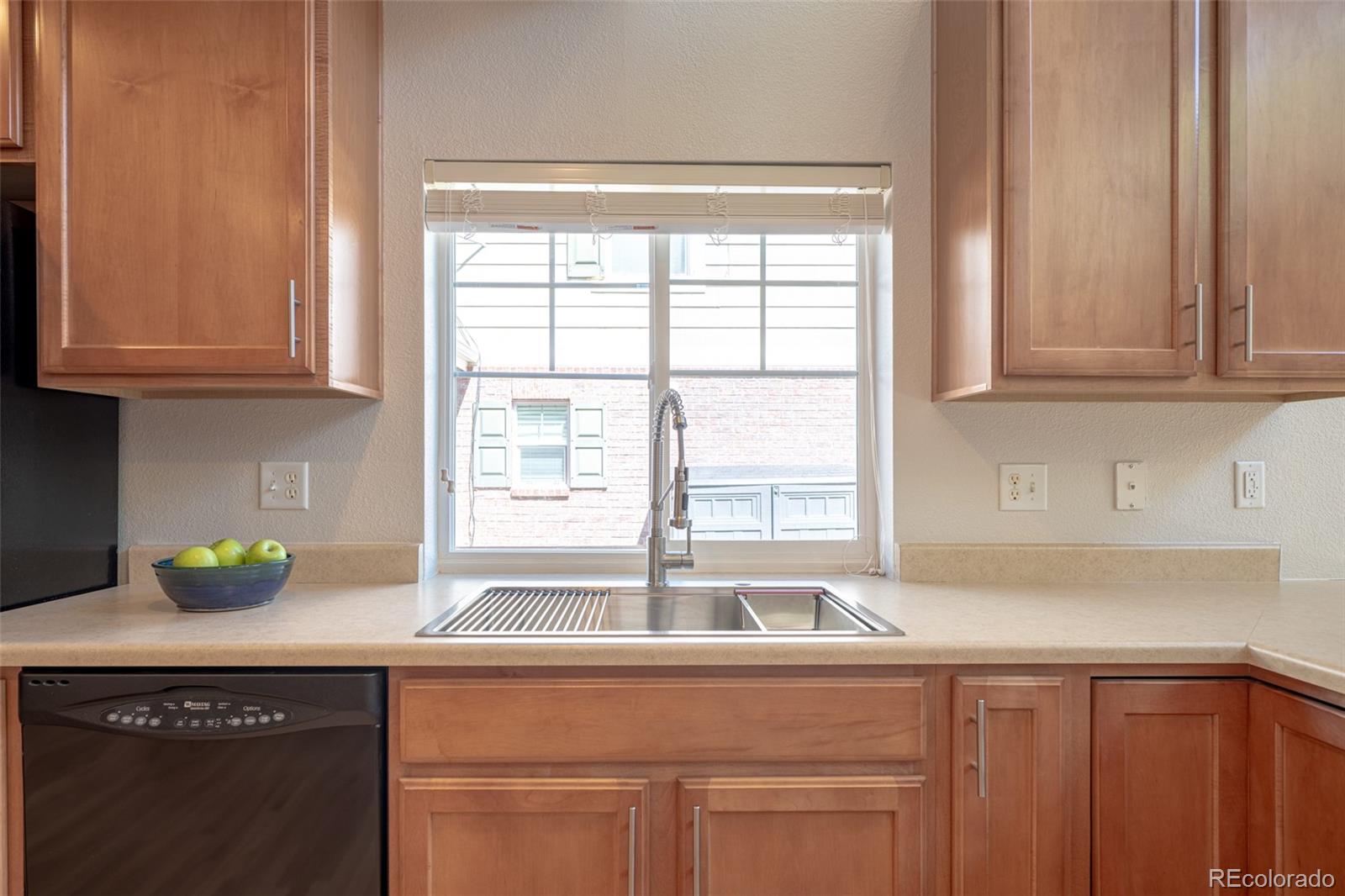 MLS Image #11 for 24643 e whitaker drive,aurora, Colorado