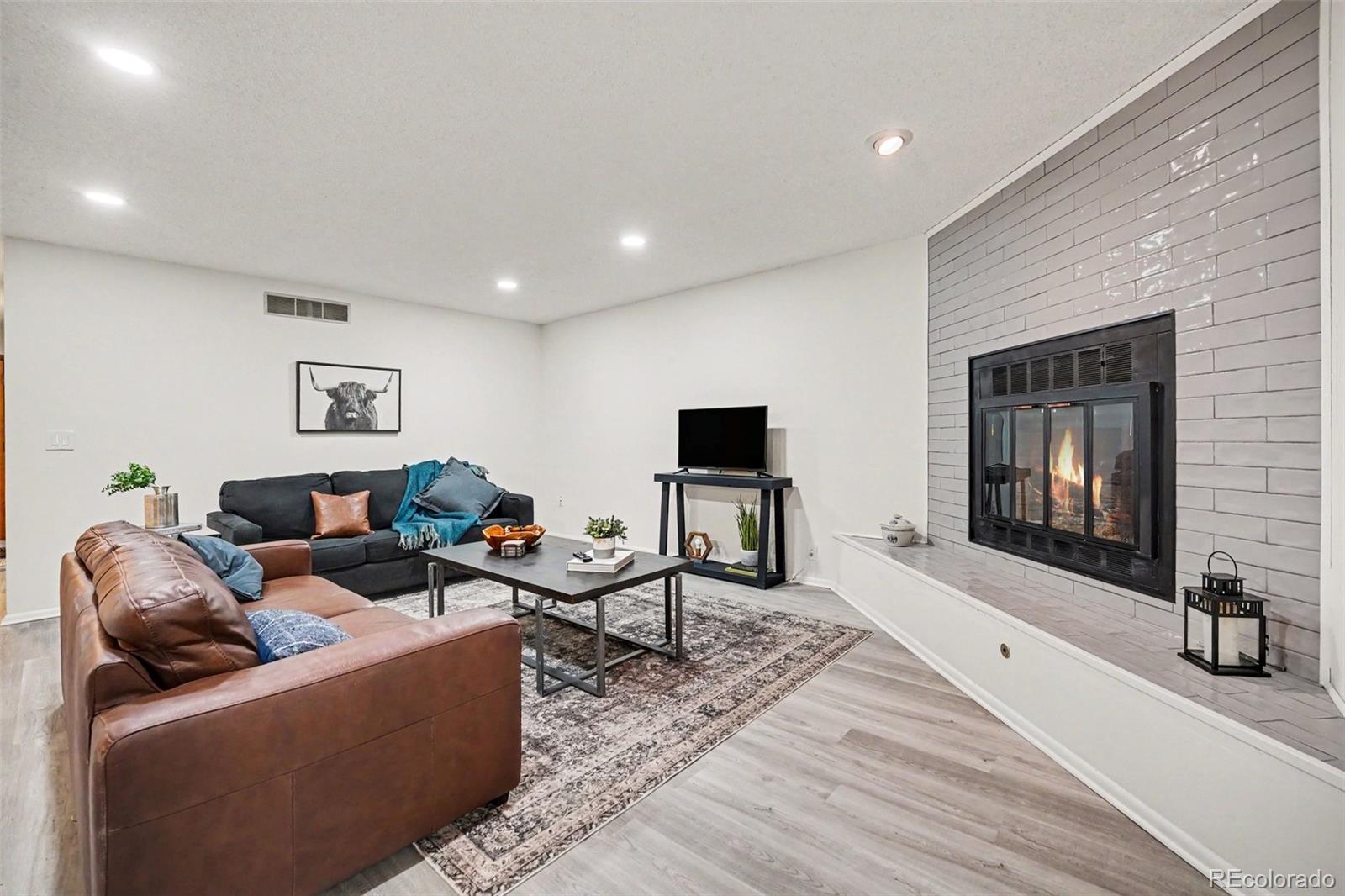 MLS Image #4 for 169  xenon street,lakewood, Colorado