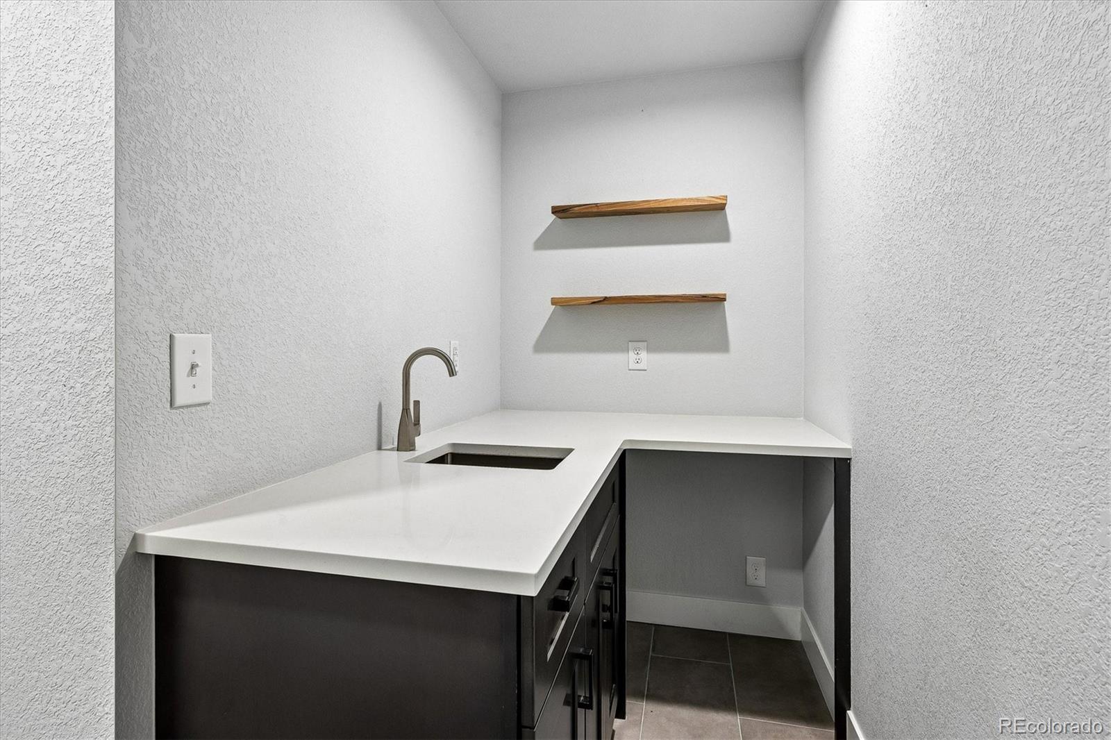 MLS Image #14 for 4988  trenton street,denver, Colorado