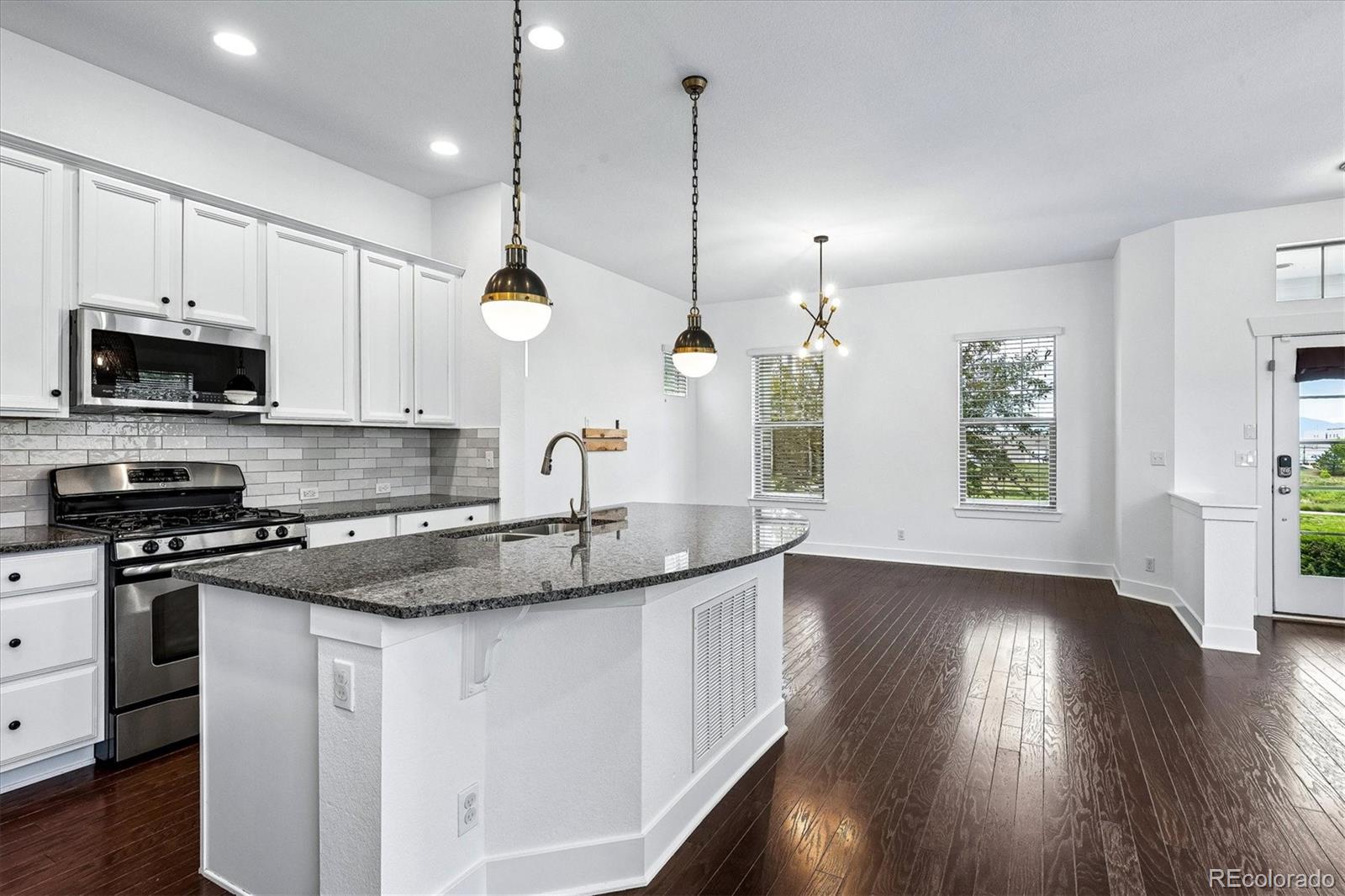 MLS Image #4 for 4988  trenton street,denver, Colorado