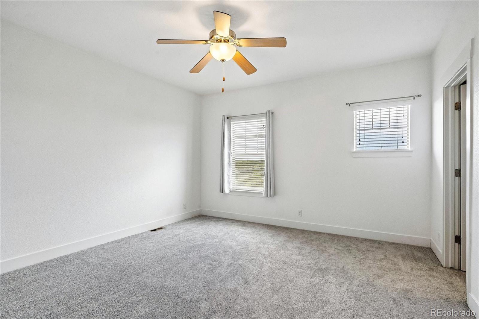 MLS Image #8 for 4988  trenton street,denver, Colorado