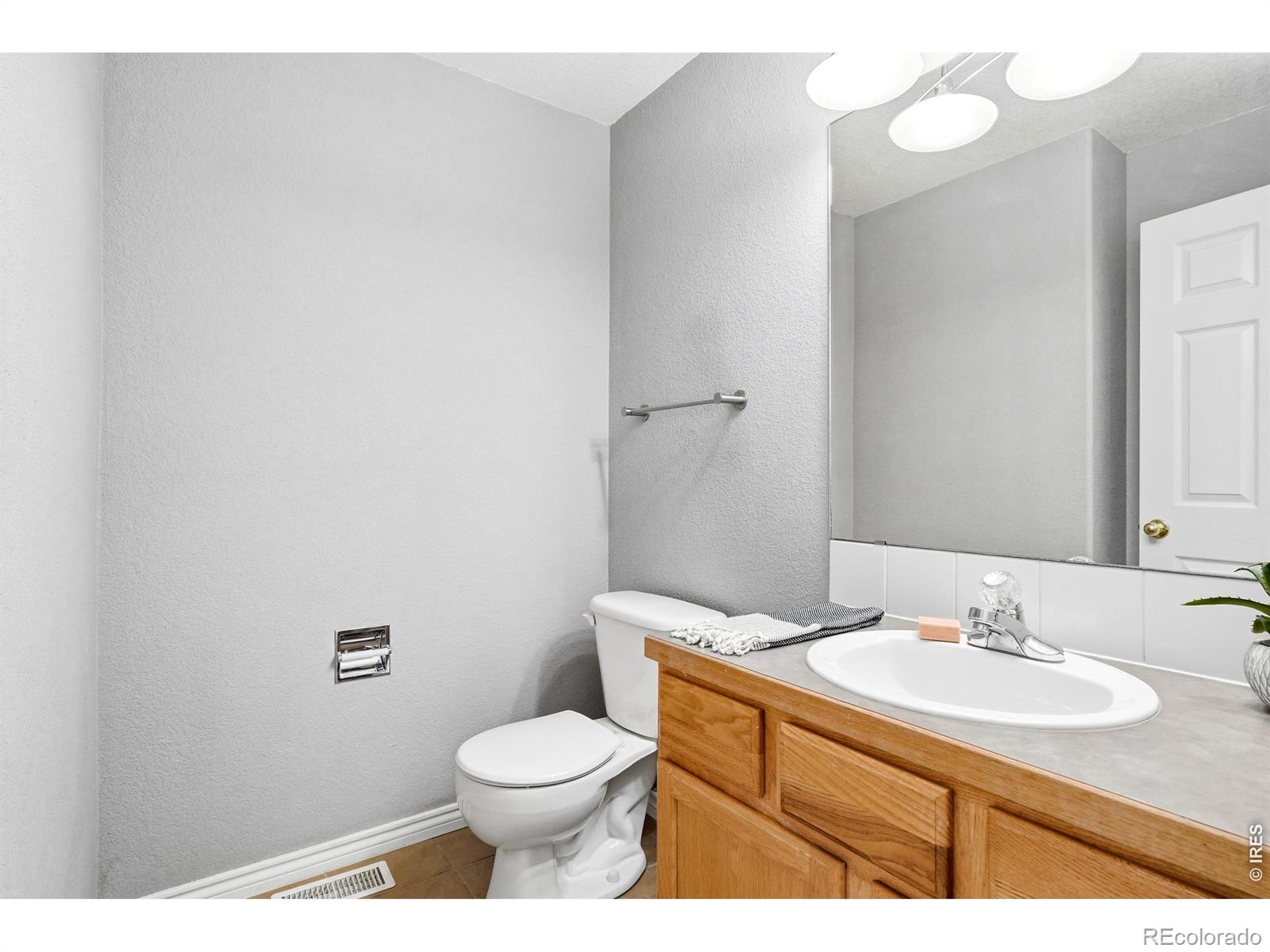 MLS Image #9 for 828  kane drive,longmont, Colorado