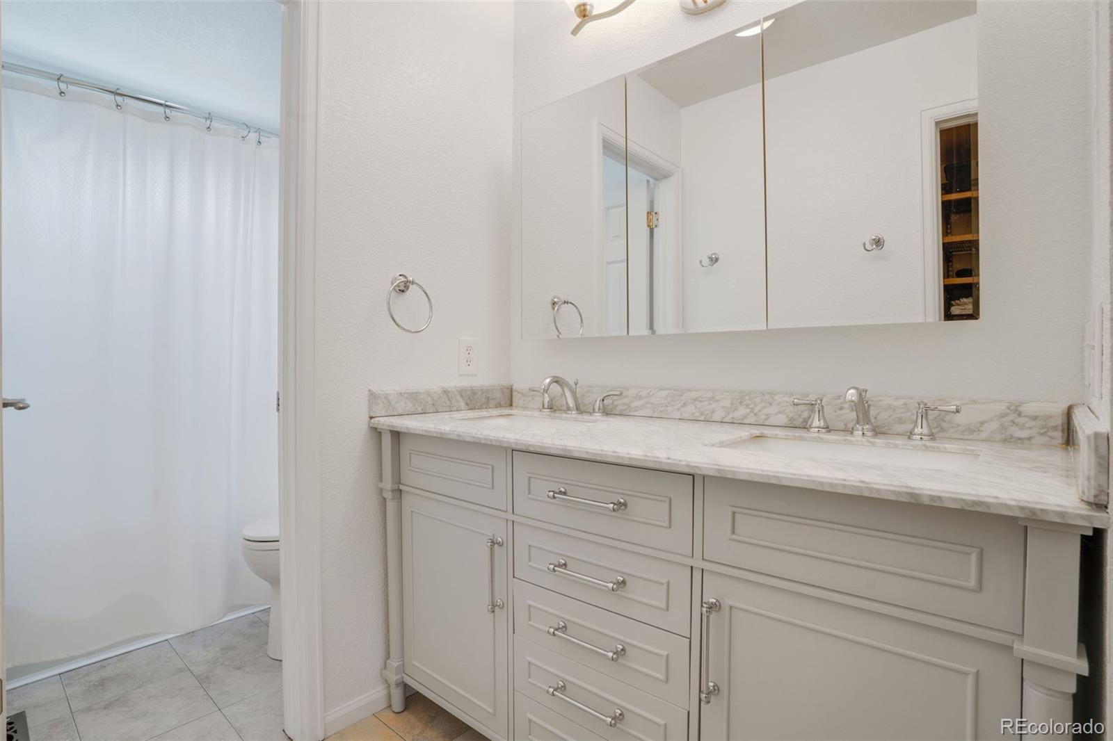 MLS Image #17 for 346 w jamison place,littleton, Colorado