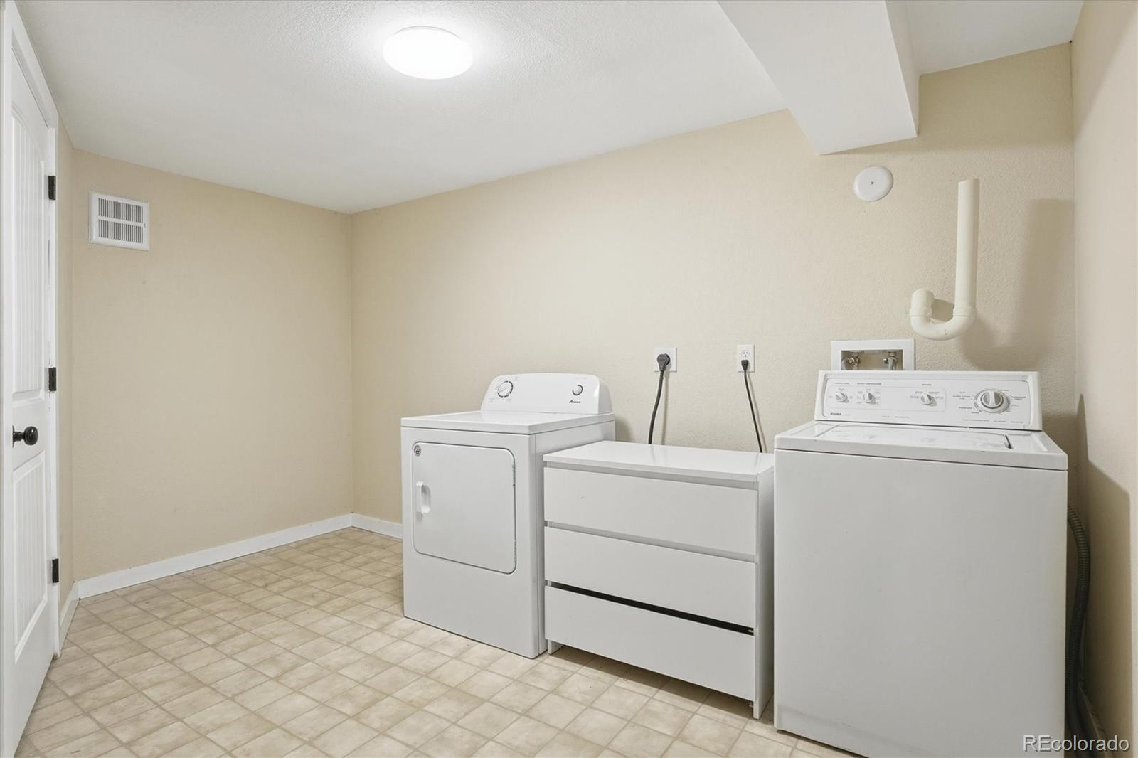MLS Image #32 for 620 w 2nd avenue,denver, Colorado