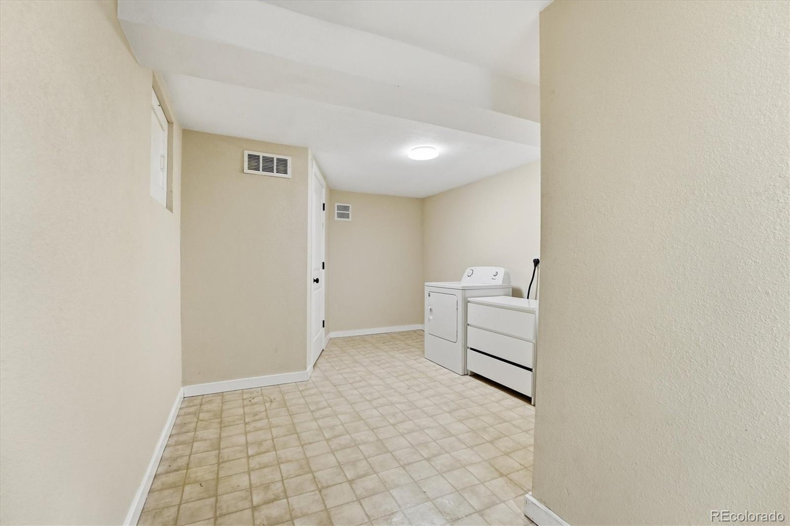 MLS Image #33 for 620 w 2nd avenue,denver, Colorado
