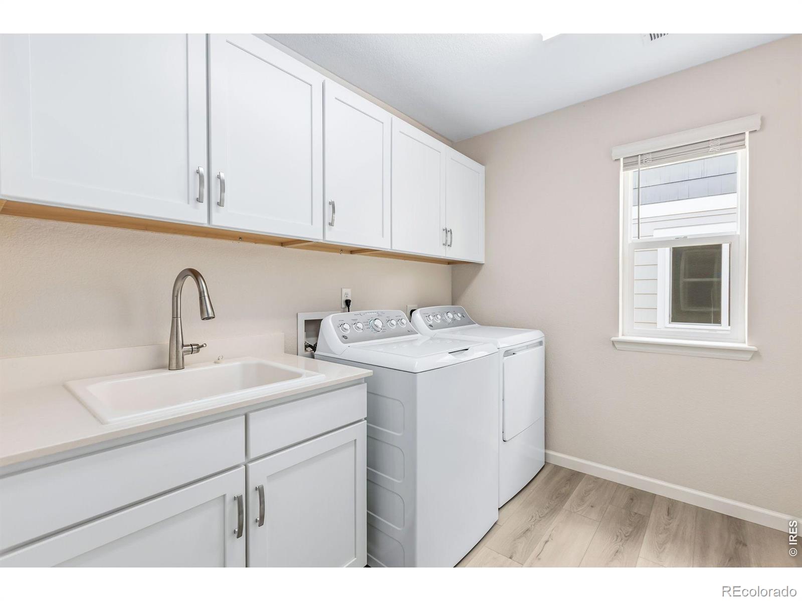 MLS Image #15 for 955  rustling street,windsor, Colorado