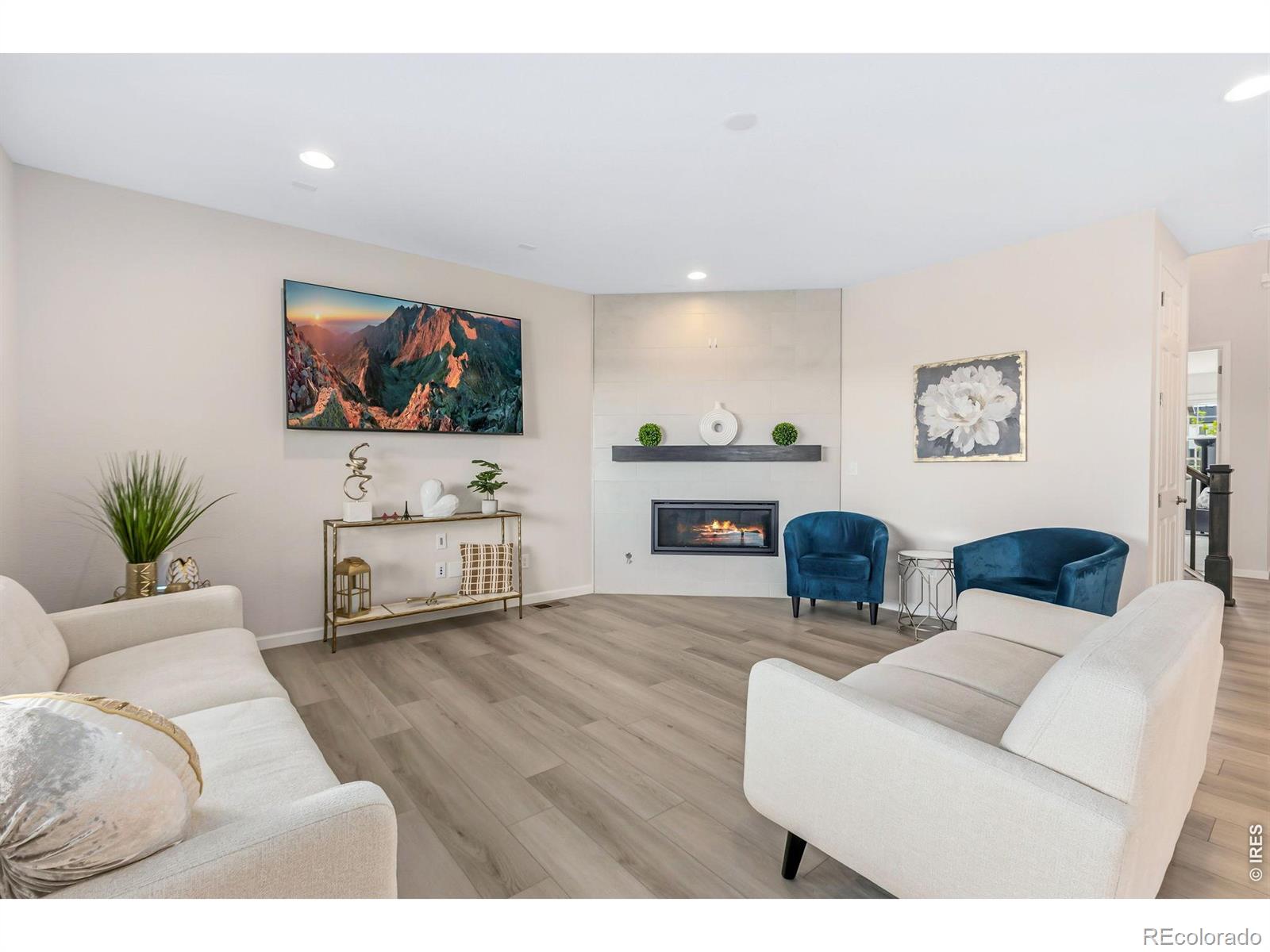 MLS Image #3 for 955  rustling street,windsor, Colorado