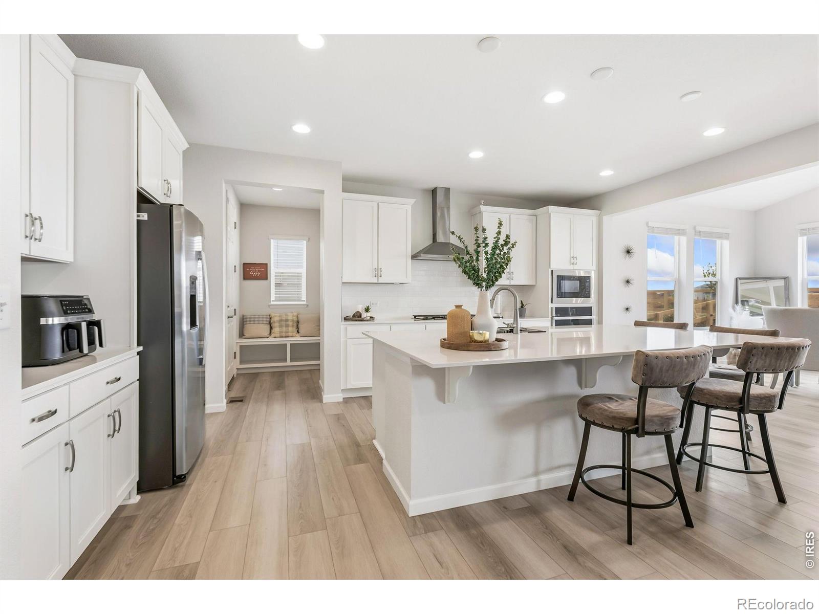 MLS Image #5 for 955  rustling street,windsor, Colorado