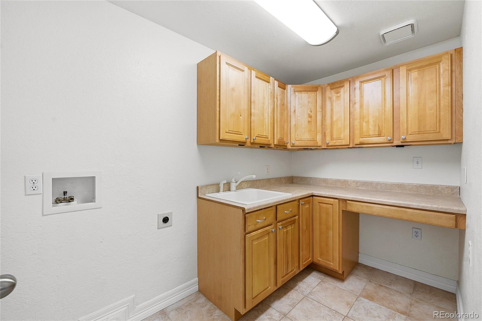 MLS Image #21 for 6566 s madison court,centennial, Colorado