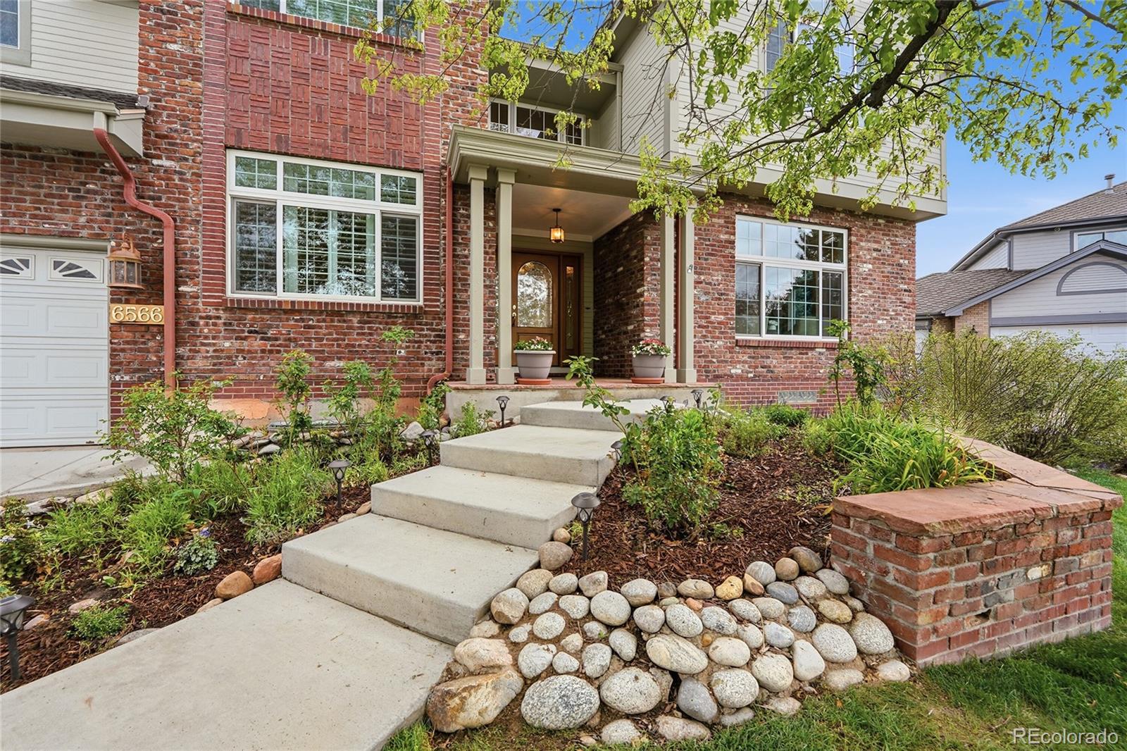 MLS Image #3 for 6566 s madison court,centennial, Colorado