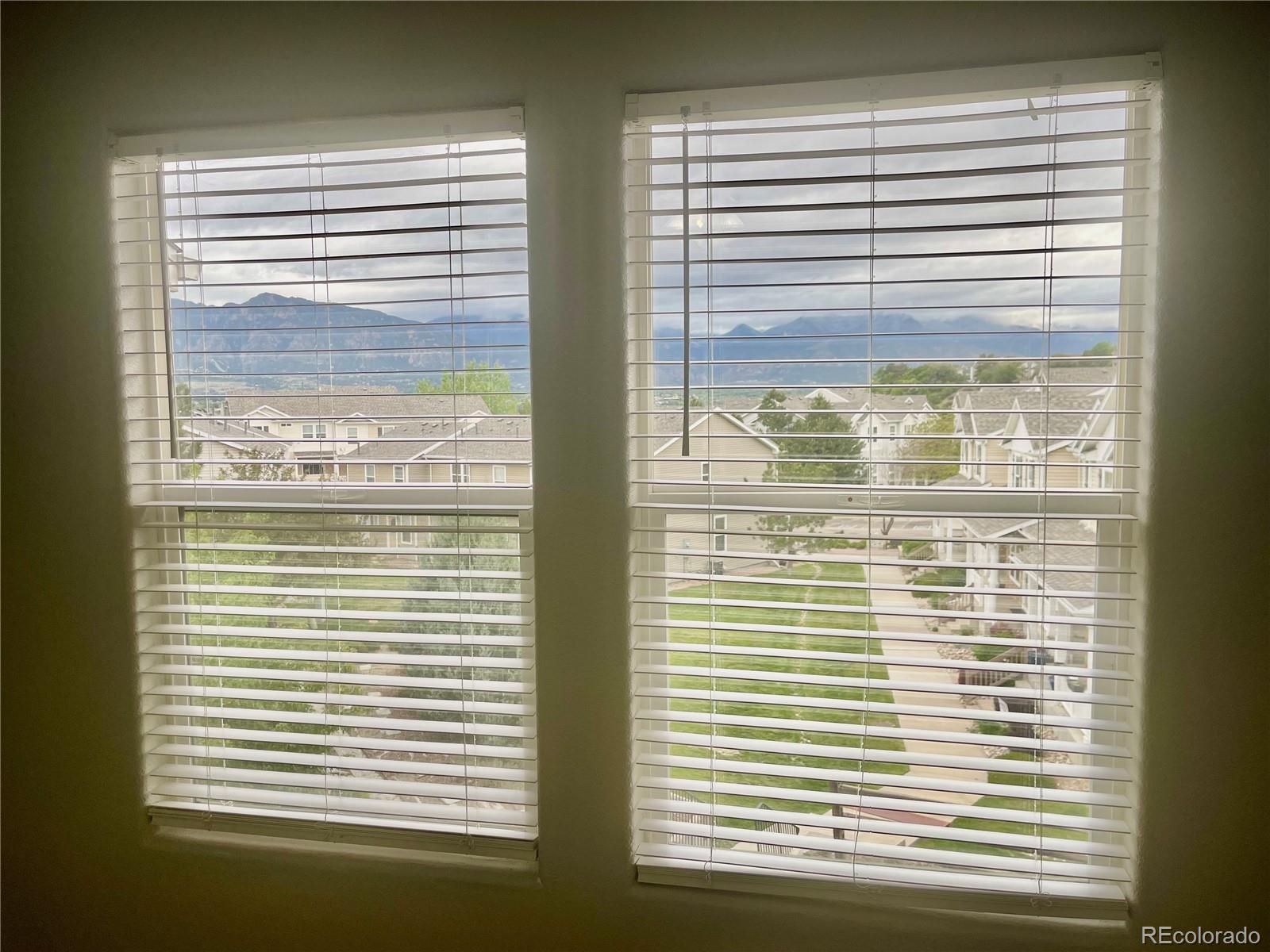 MLS Image #11 for 2146  creekridge point,colorado springs, Colorado