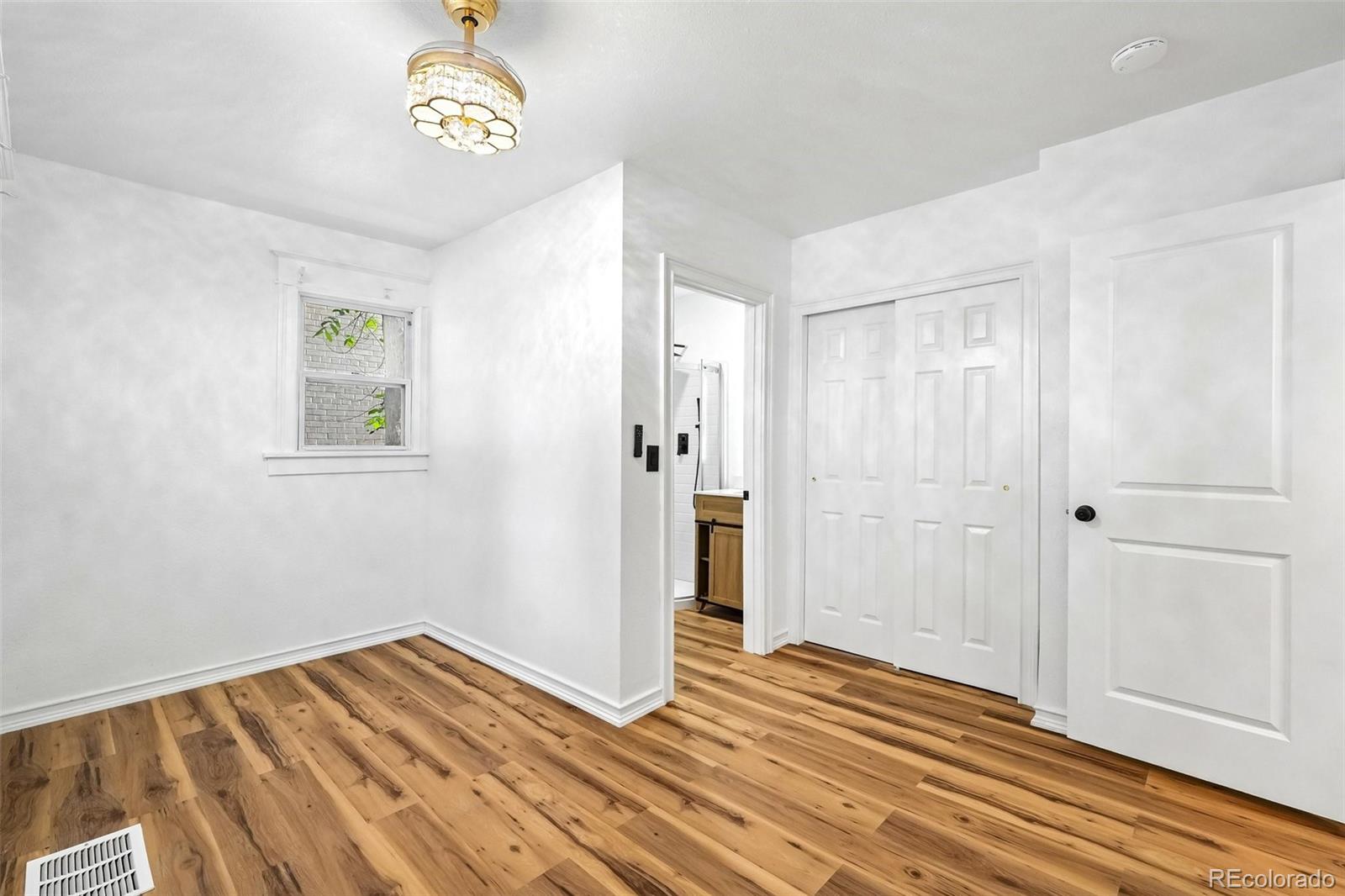 MLS Image #15 for 1327  monroe street,denver, Colorado