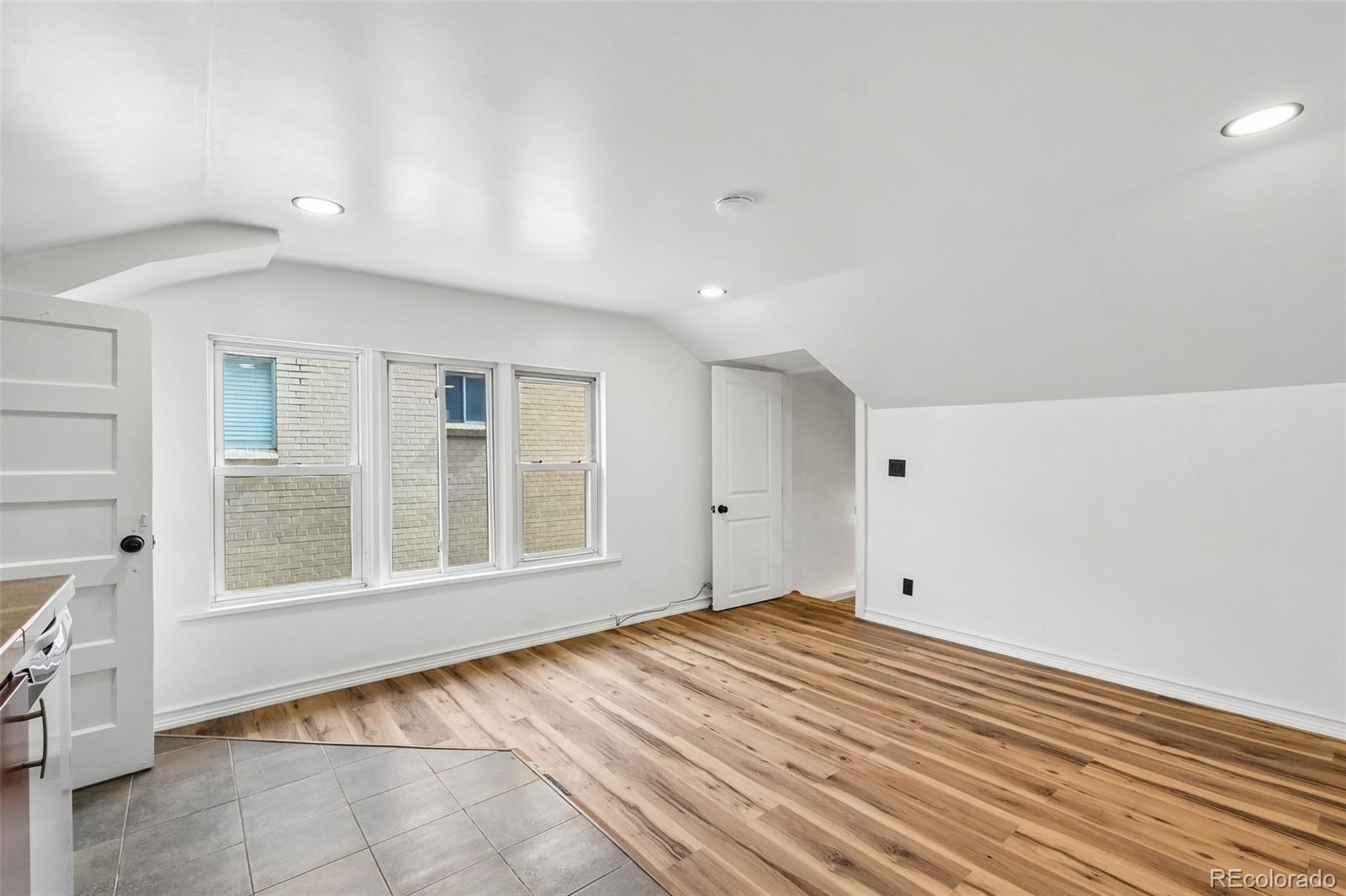 MLS Image #21 for 1327  monroe street,denver, Colorado