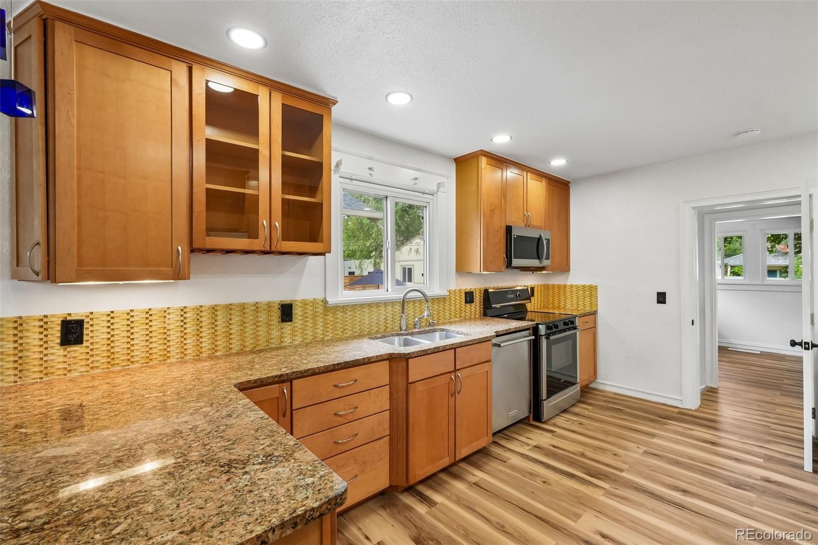 MLS Image #6 for 1327  monroe street,denver, Colorado