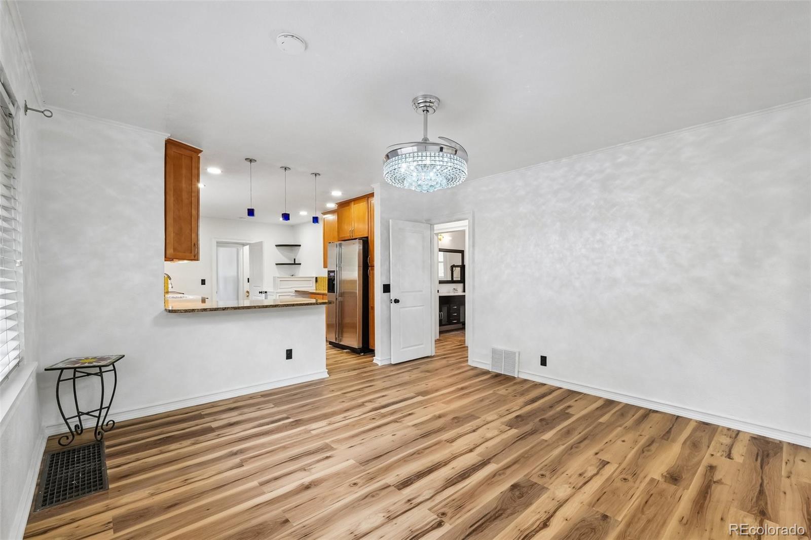 MLS Image #8 for 1327  monroe street,denver, Colorado