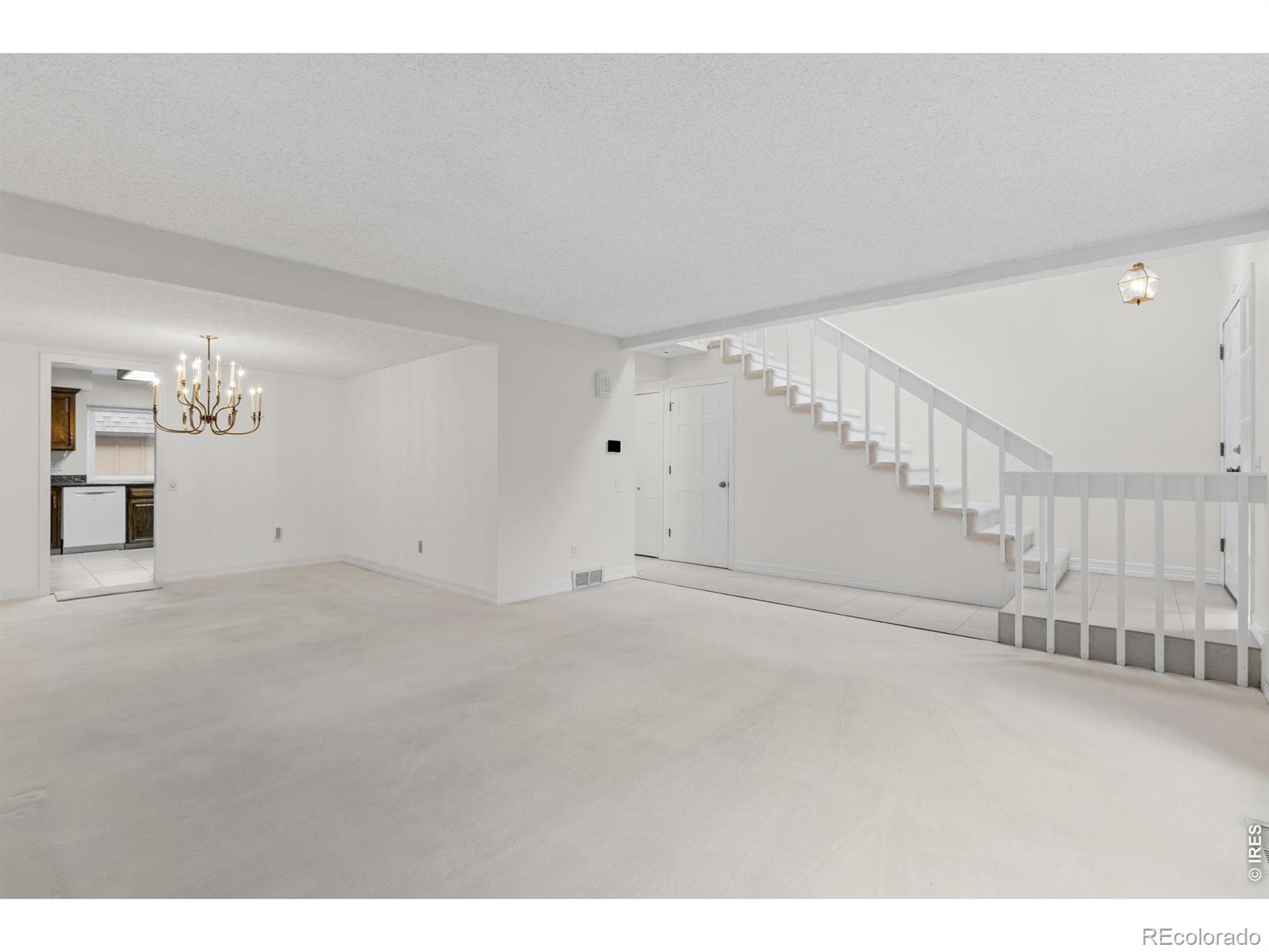 MLS Image #5 for 8018 e phillips circle ,centennial, Colorado