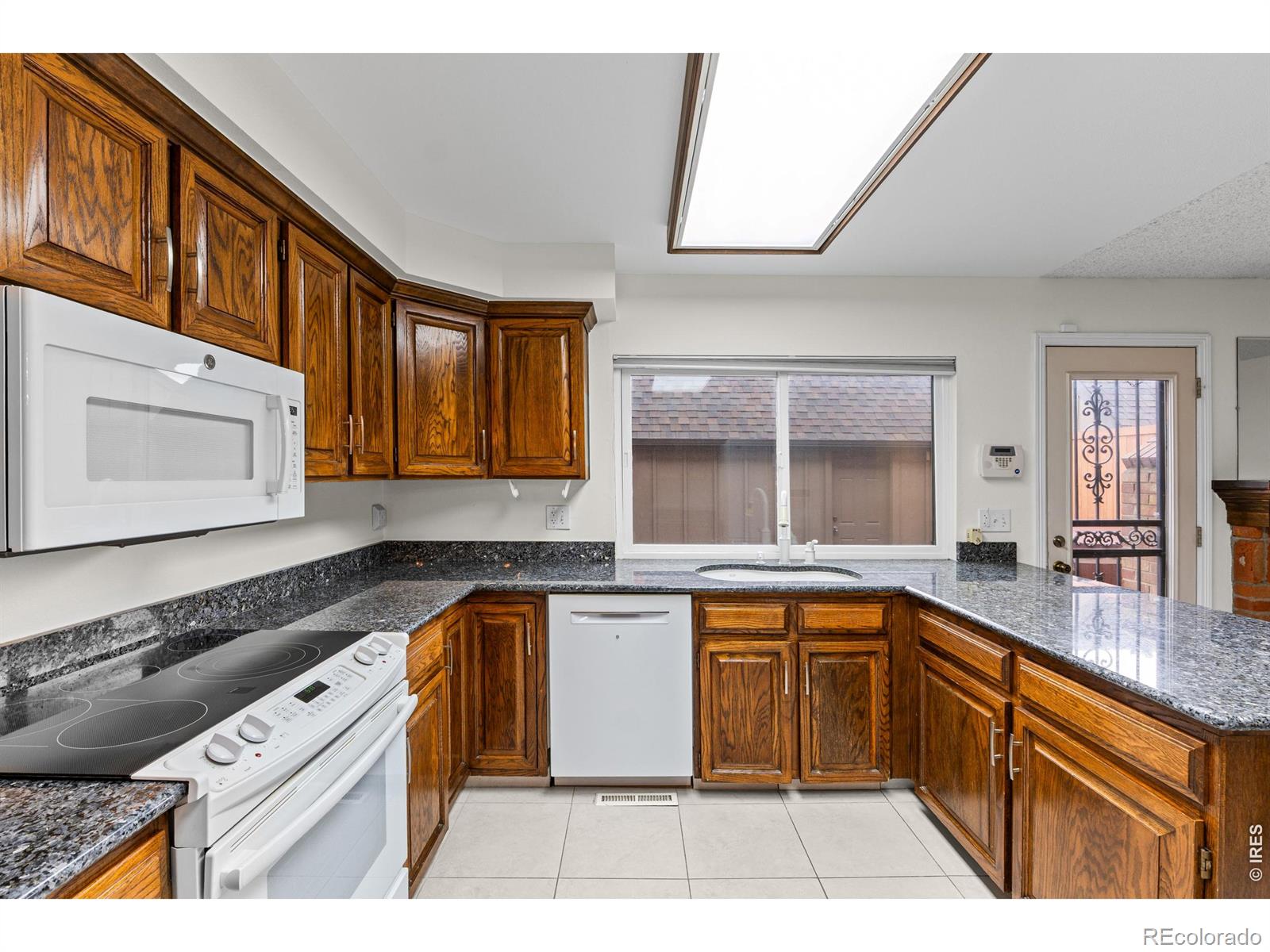 MLS Image #8 for 8018 e phillips circle ,centennial, Colorado