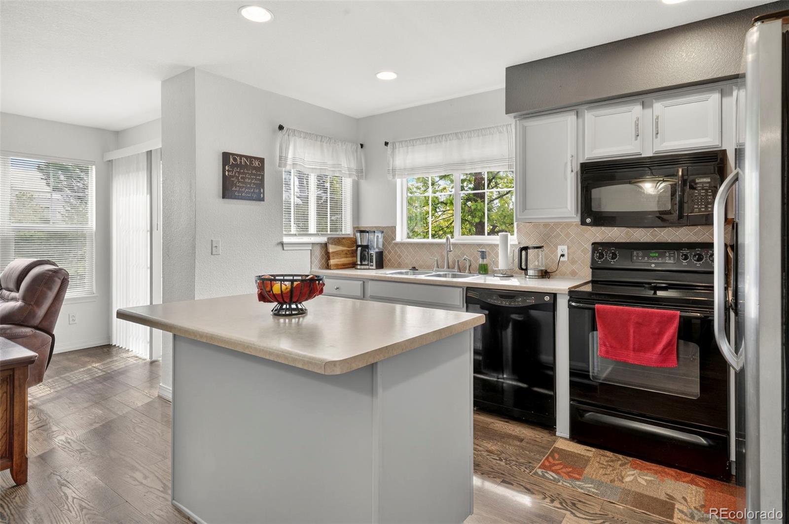 MLS Image #12 for 12840  jasmine street d,thornton, Colorado