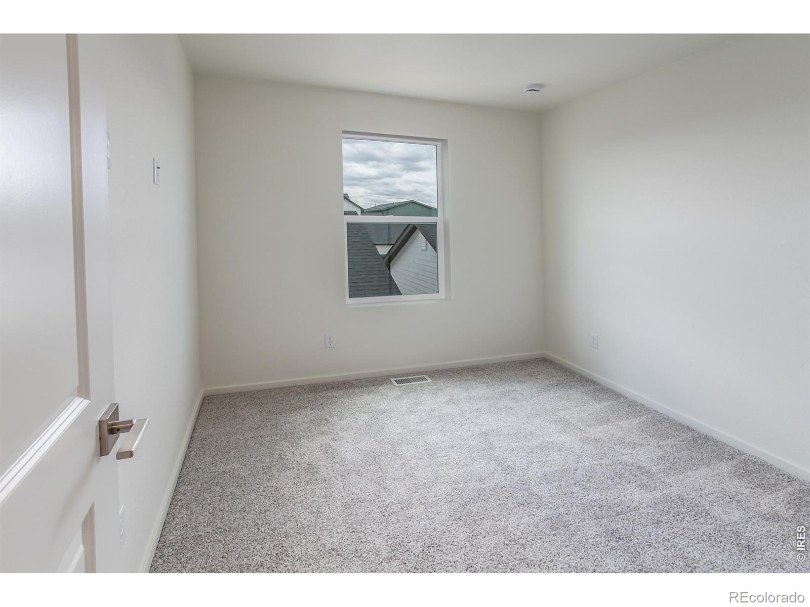MLS Image #26 for 947  trumpet lane,windsor, Colorado