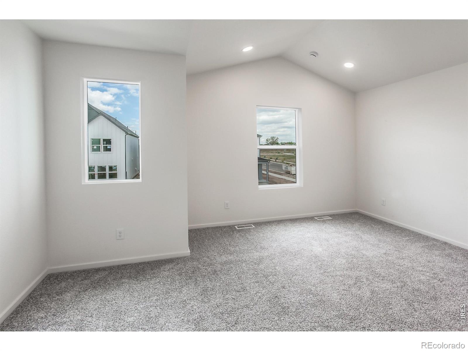 MLS Image #30 for 947  trumpet lane,windsor, Colorado