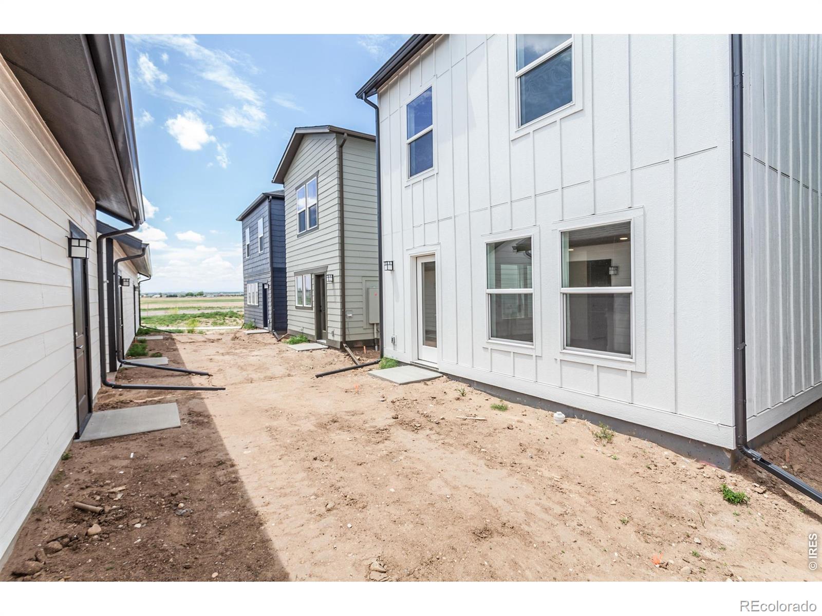 MLS Image #36 for 947  trumpet lane,windsor, Colorado