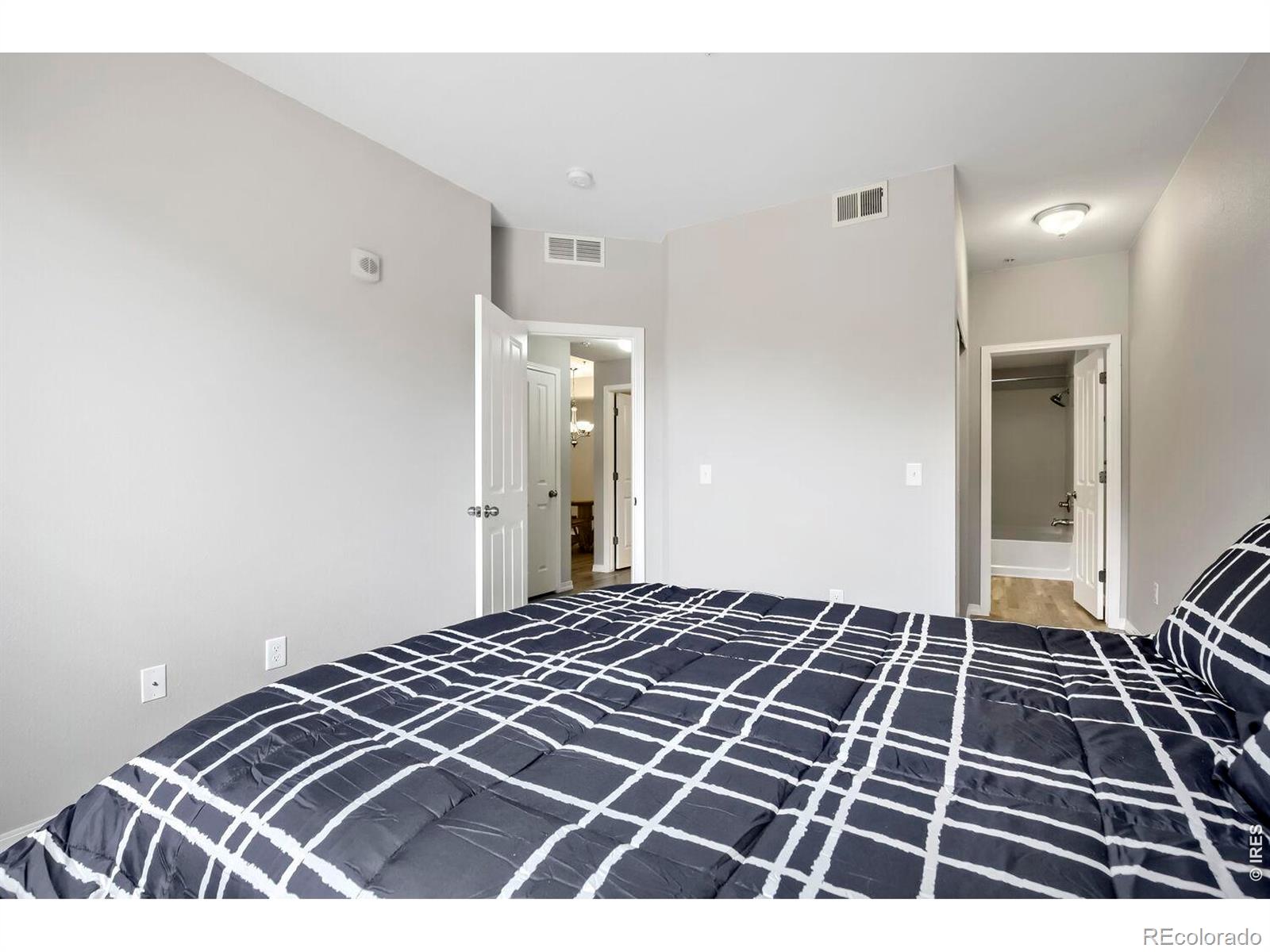 MLS Image #14 for 804  summer hawk drive,longmont, Colorado