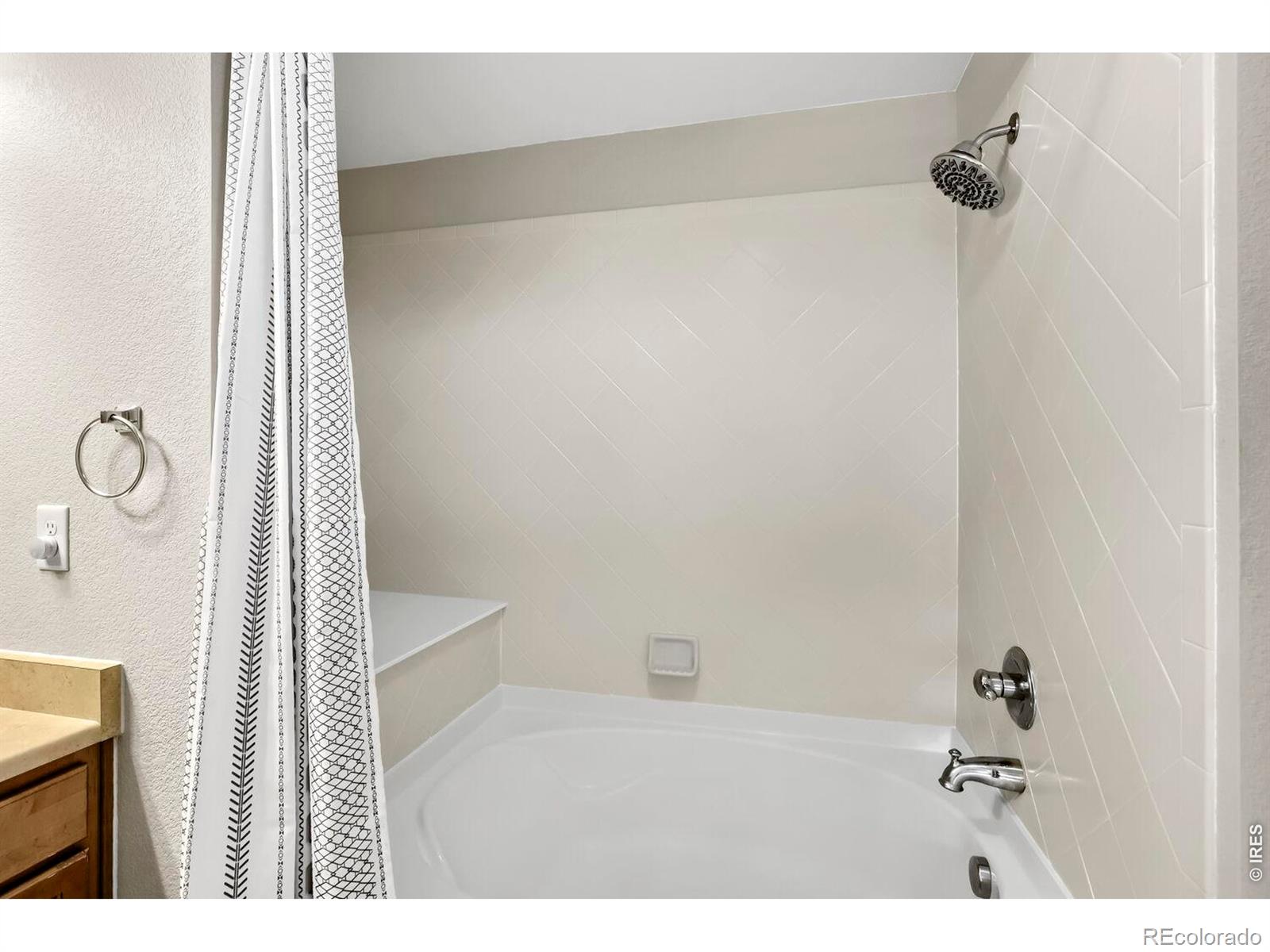 MLS Image #21 for 804  summer hawk drive,longmont, Colorado