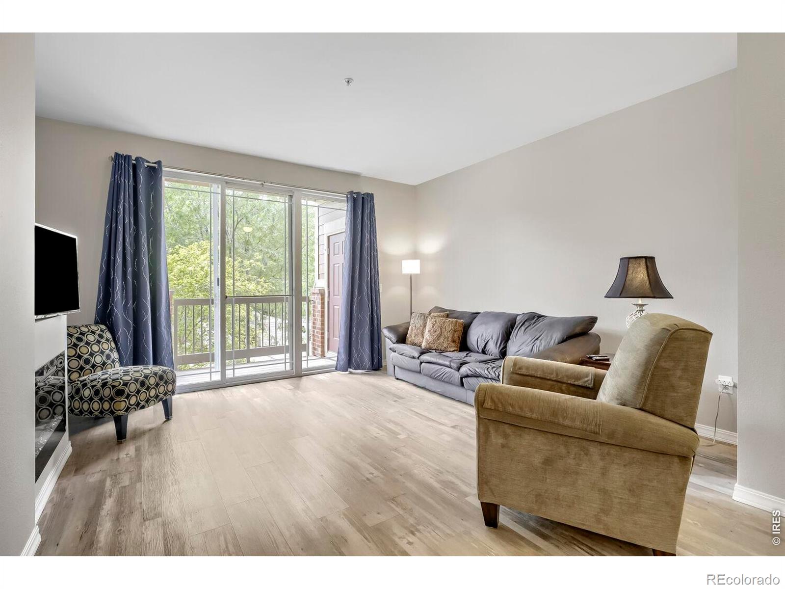 MLS Image #4 for 804  summer hawk drive,longmont, Colorado