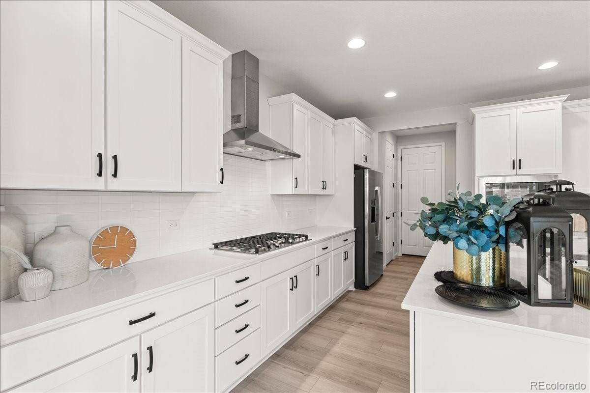 MLS Image #15 for 946  rustling drive,windsor, Colorado