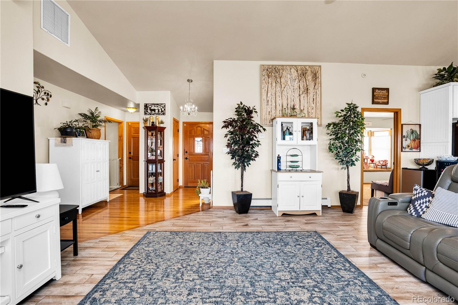MLS Image #6 for 845 s tijuana drive,pueblo, Colorado