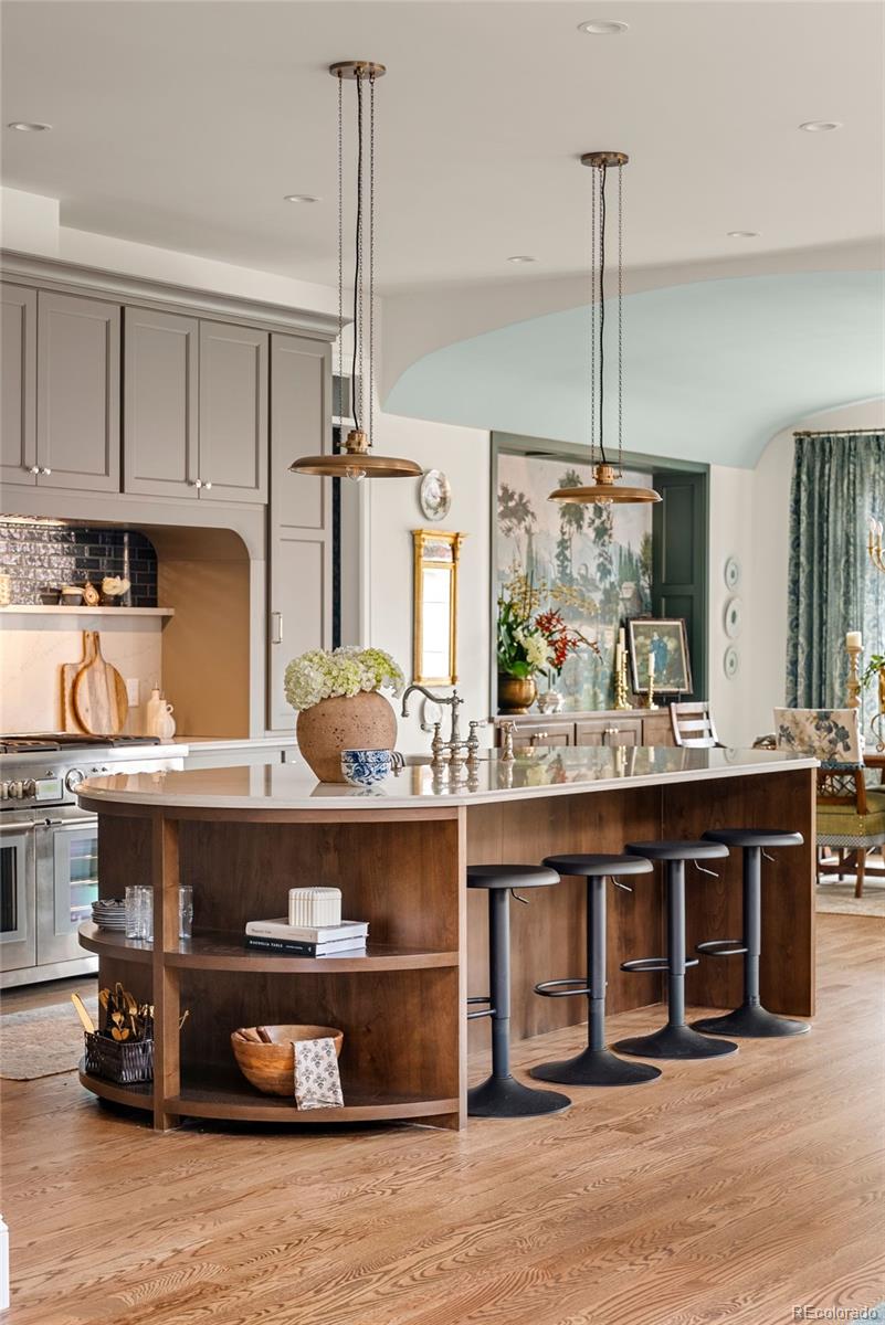 MLS Image #2 for 1060 s monroe street,denver, Colorado