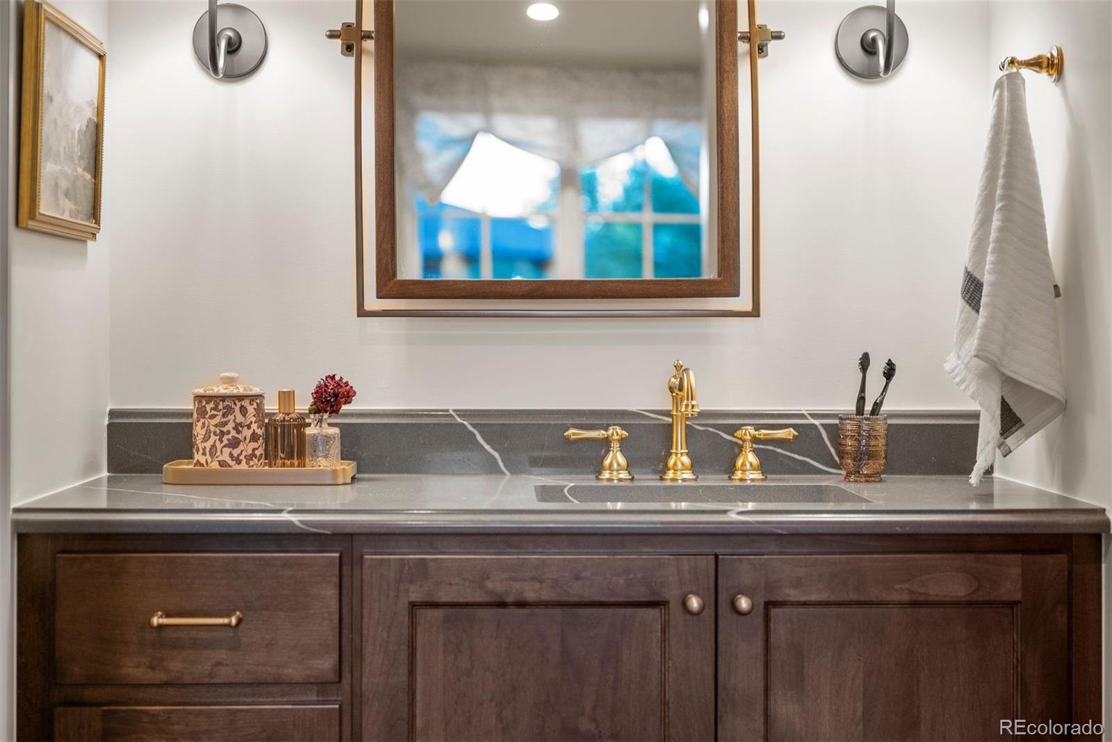MLS Image #20 for 1060 s monroe street,denver, Colorado