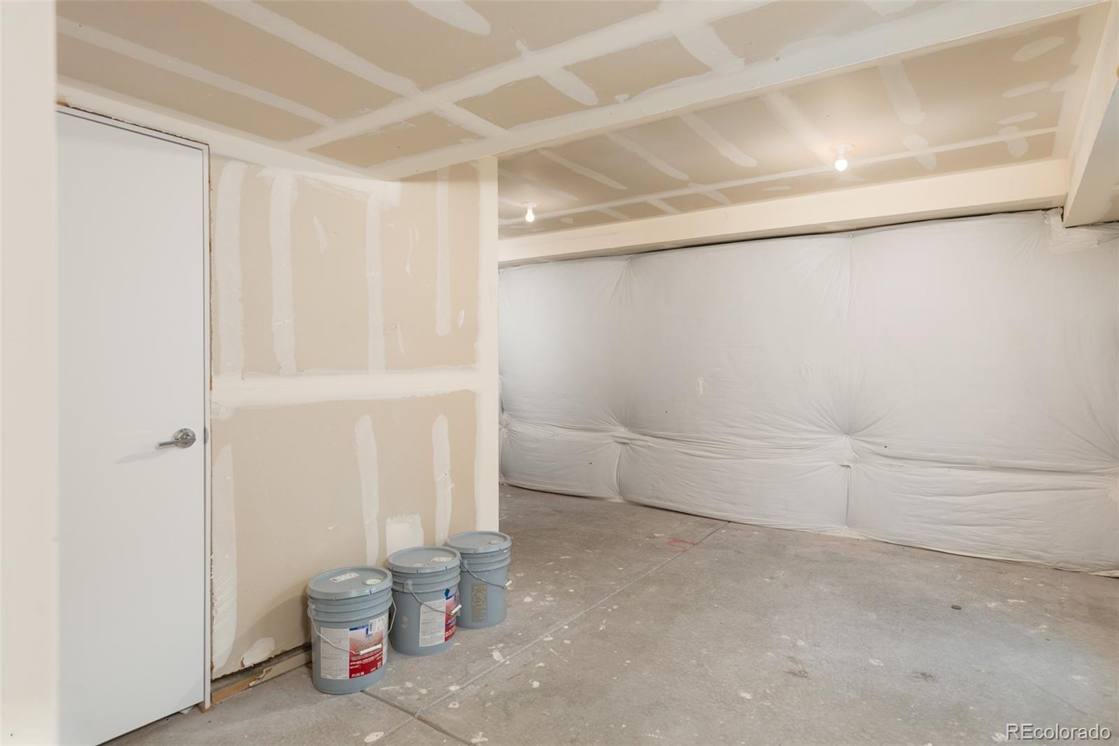 MLS Image #26 for 5230  stuart street,denver, Colorado