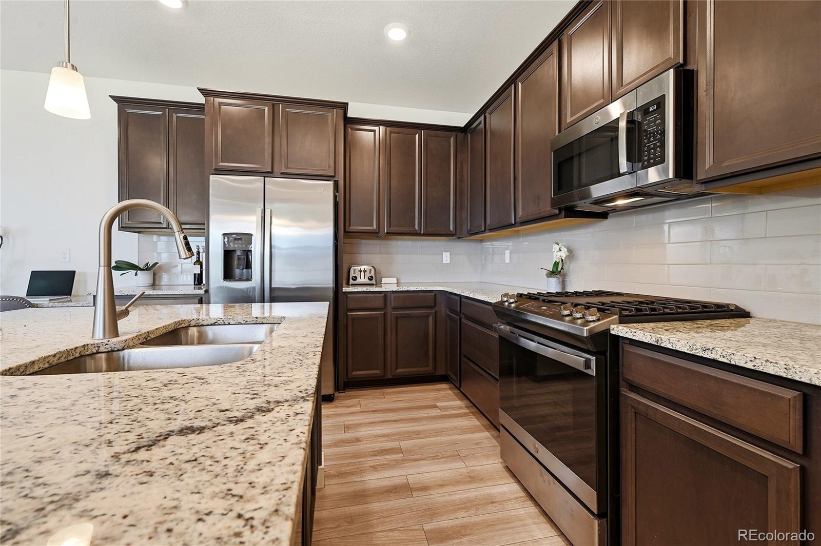 MLS Image #11 for 14816  grape street,thornton, Colorado