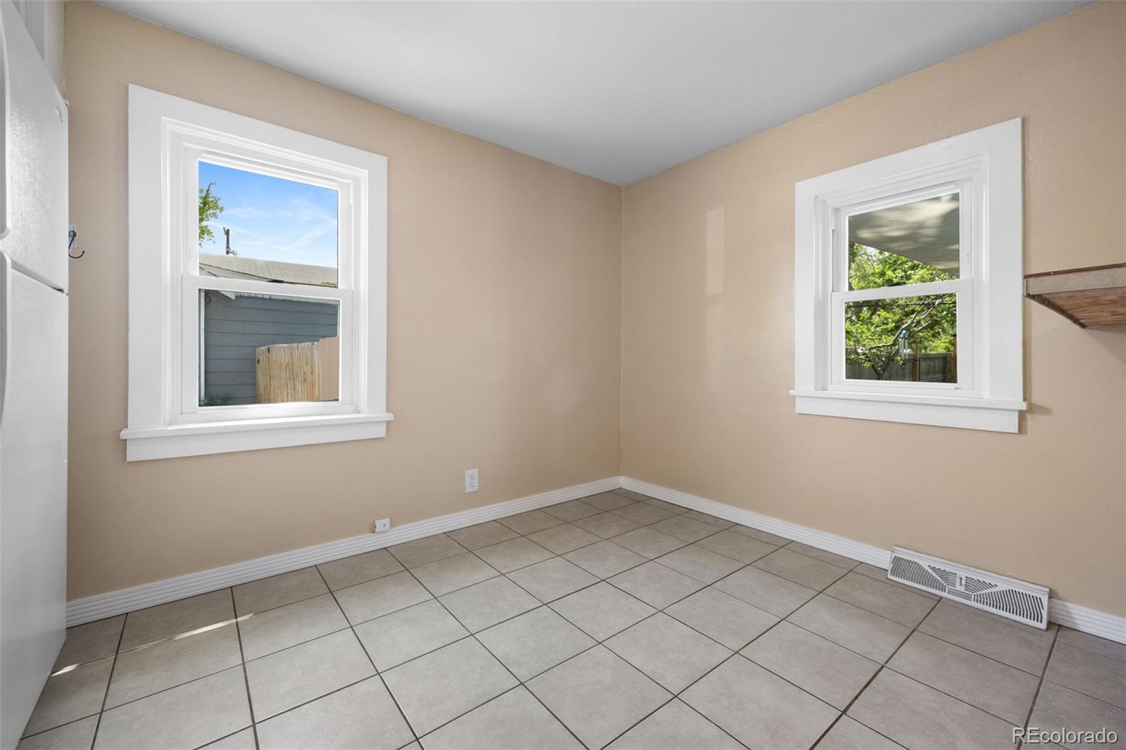 MLS Image #18 for 1625  dayton street,aurora, Colorado