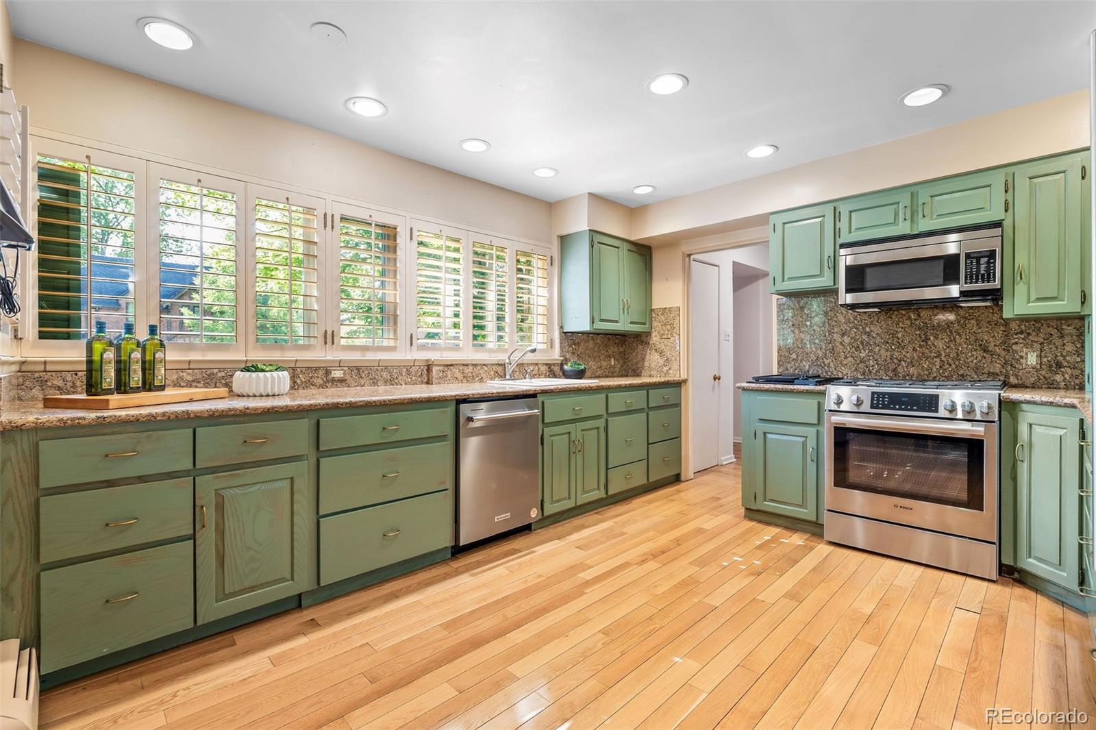 MLS Image #11 for 333  jersey street,denver, Colorado