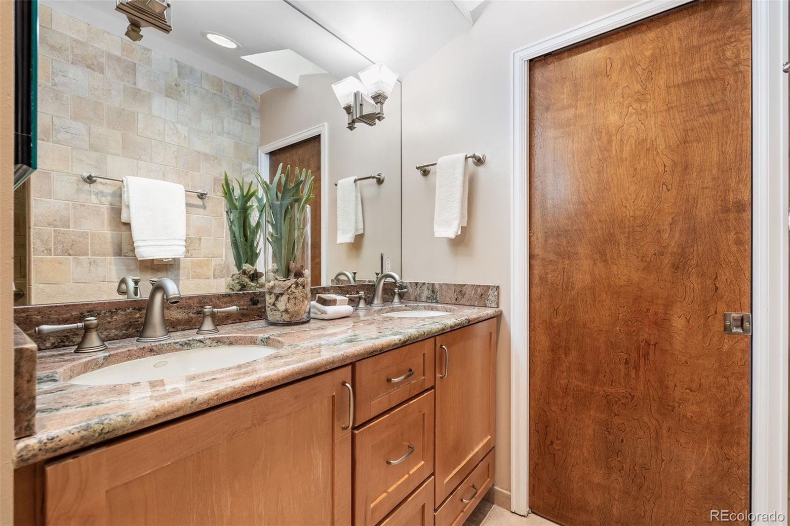 MLS Image #26 for 333  jersey street,denver, Colorado