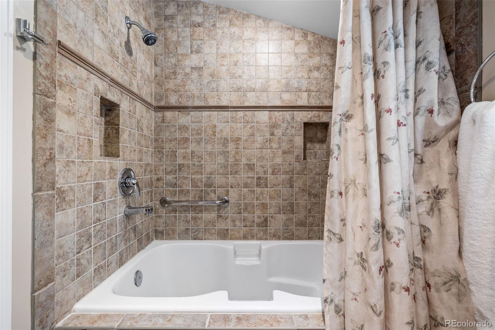 MLS Image #30 for 333  jersey street,denver, Colorado